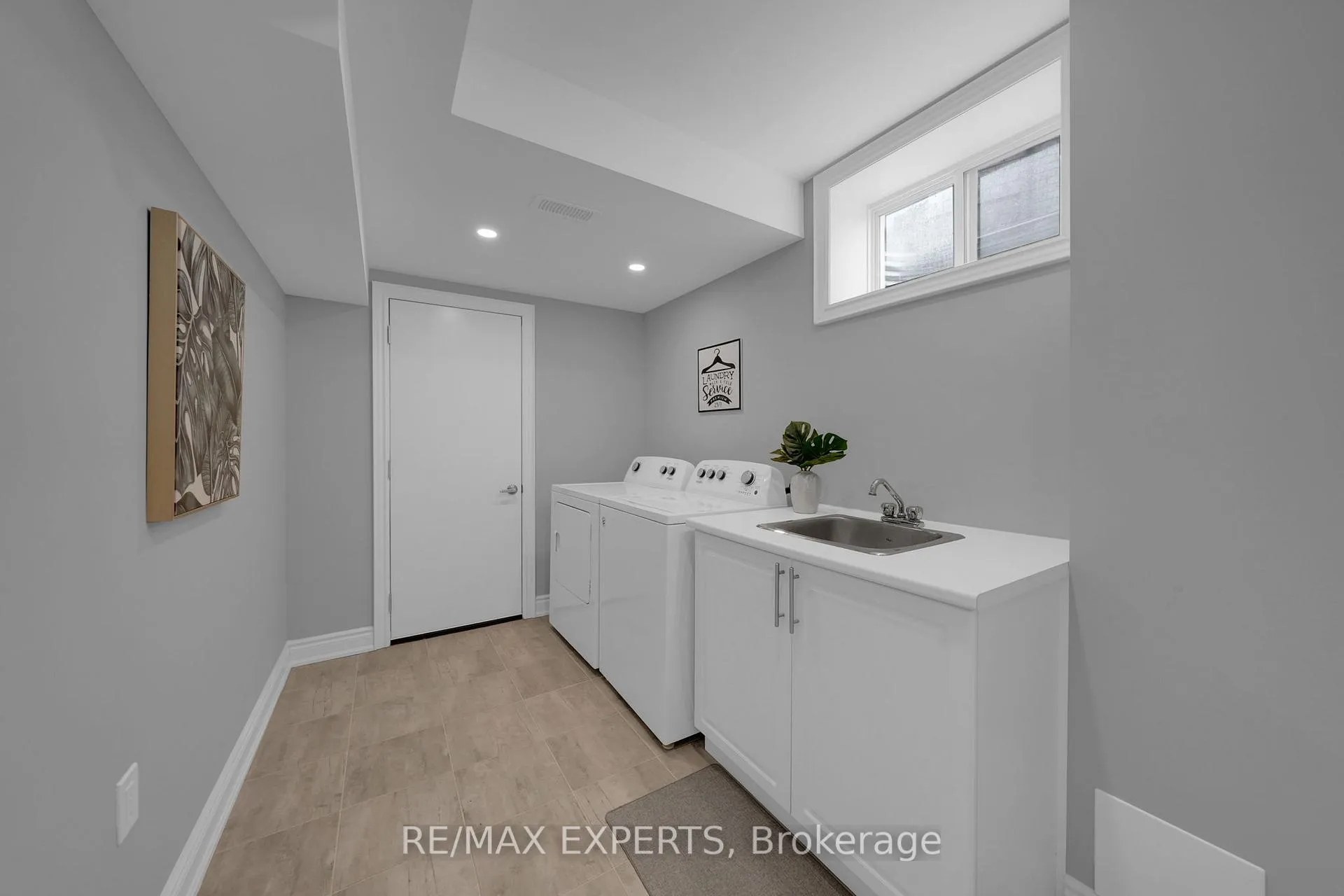 Photo 29 of 167 Walker Boulevard, New Tecumseth, Alliston — HOMEH