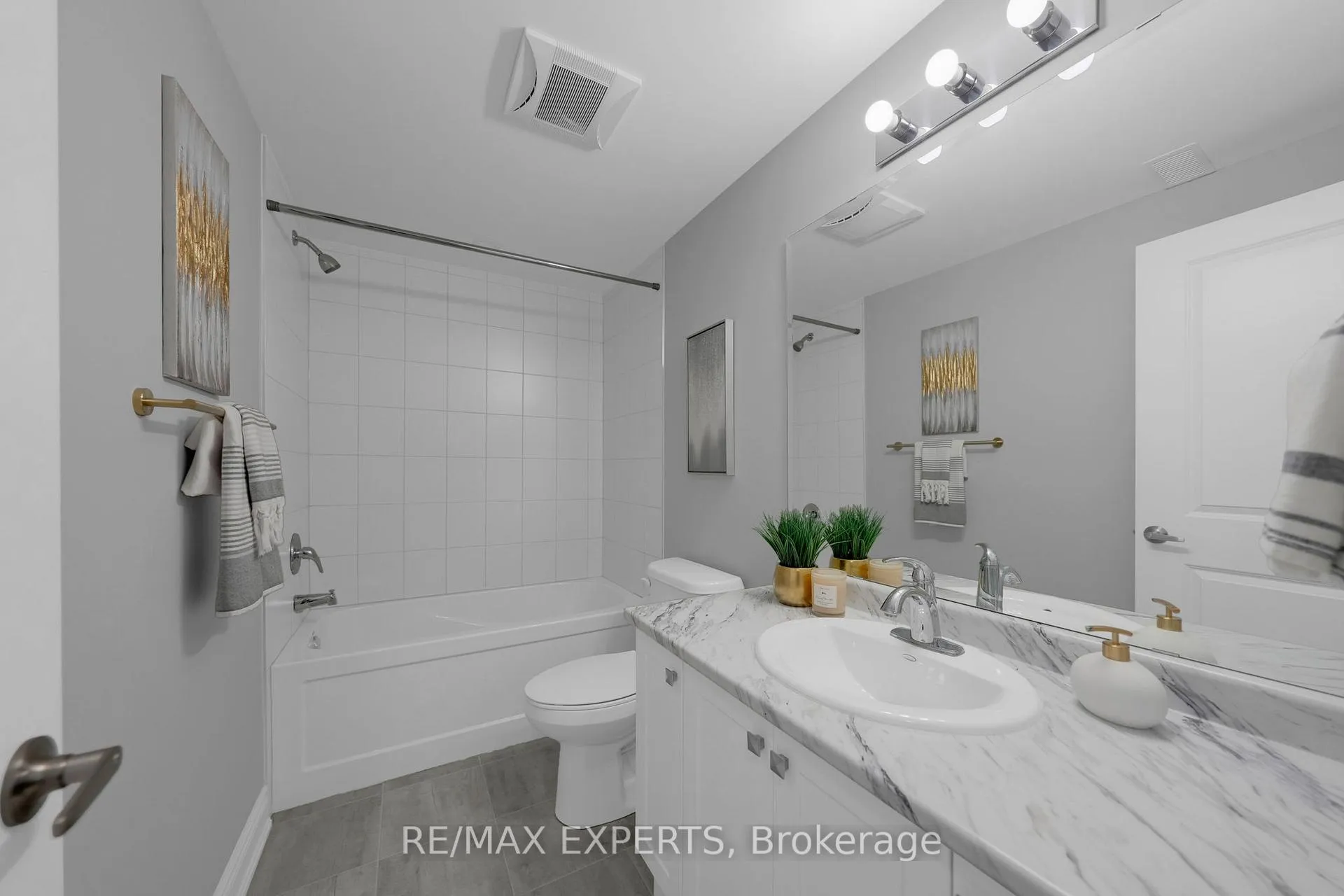 Photo 31 of 167 Walker Boulevard, New Tecumseth, Alliston — HOMEH