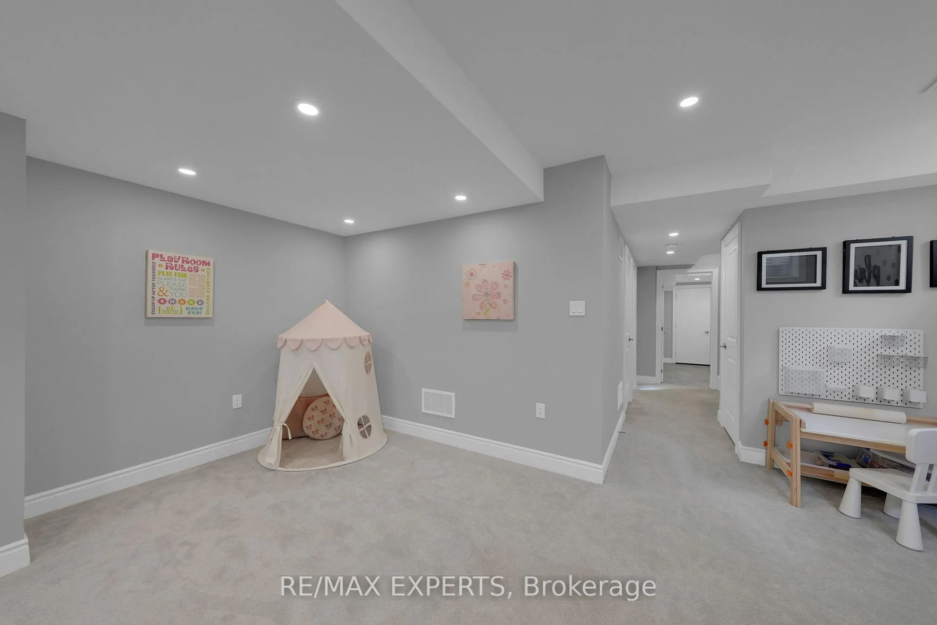 Photo 35 of 167 Walker Boulevard, New Tecumseth, Alliston — HOMEH