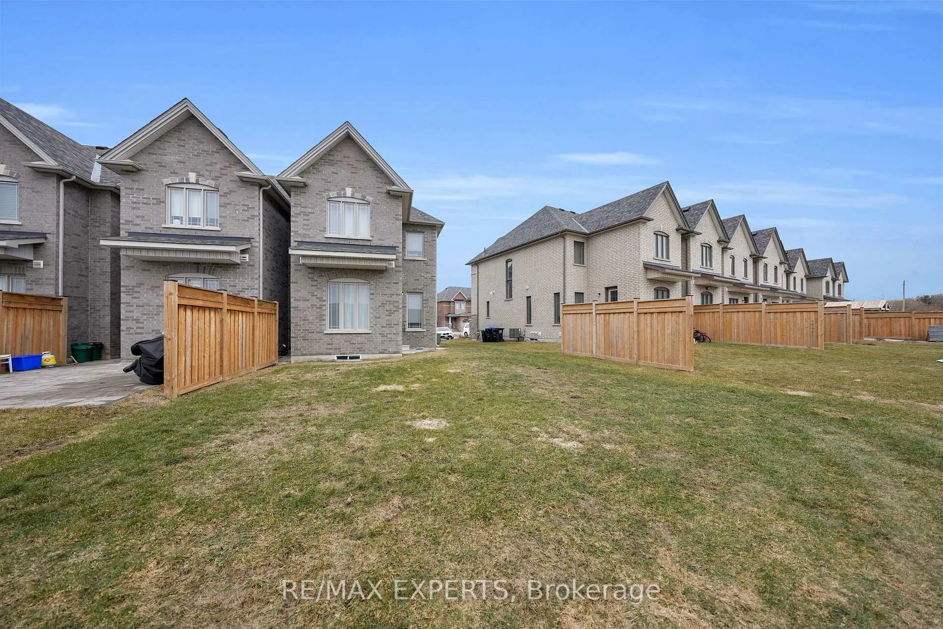 Photo 40 of 167 Walker Boulevard, New Tecumseth, Alliston — HOMEH
