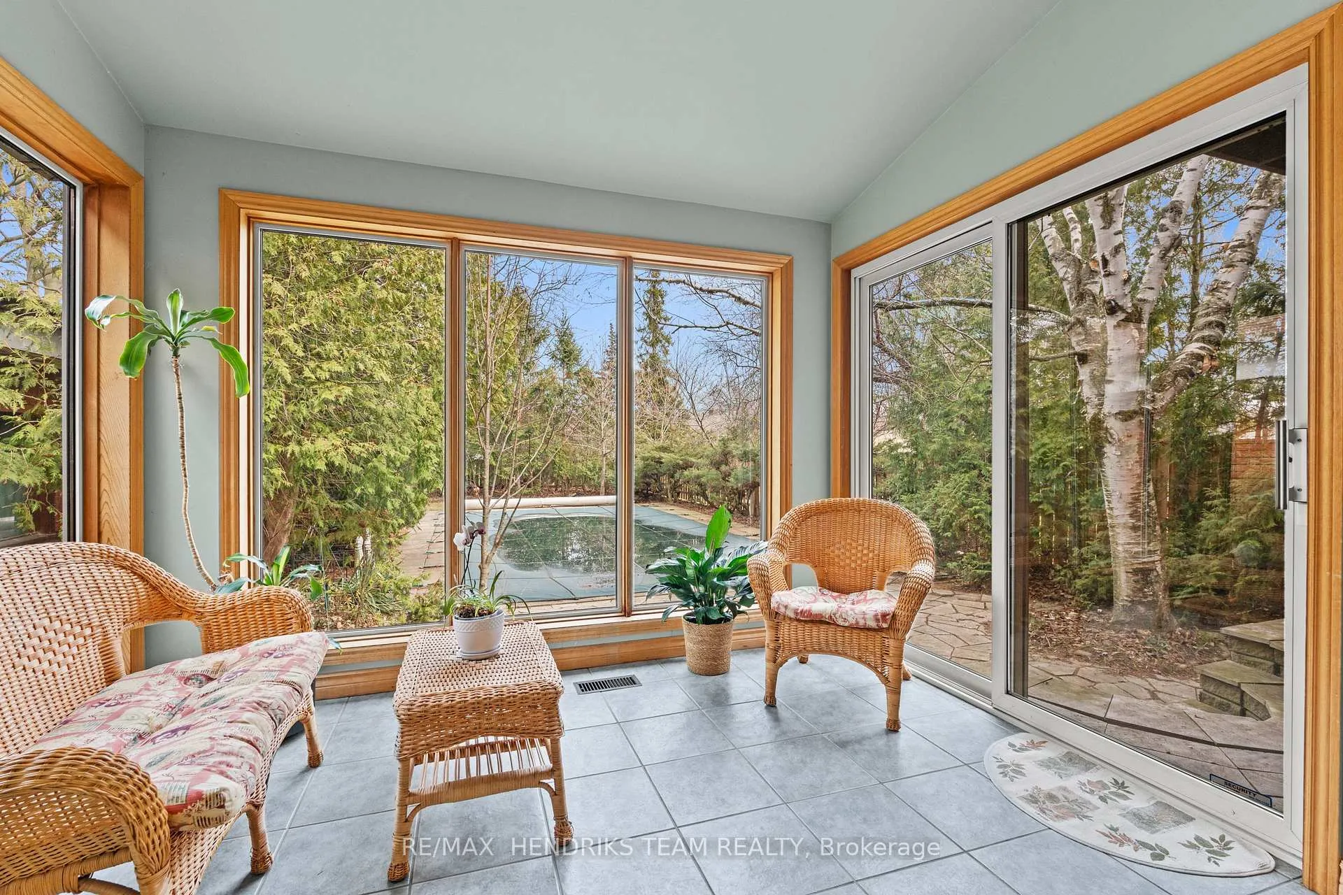 Photo 16 of 4 Ross Street, St. Catharines, Vine/Linwell — HOMEH