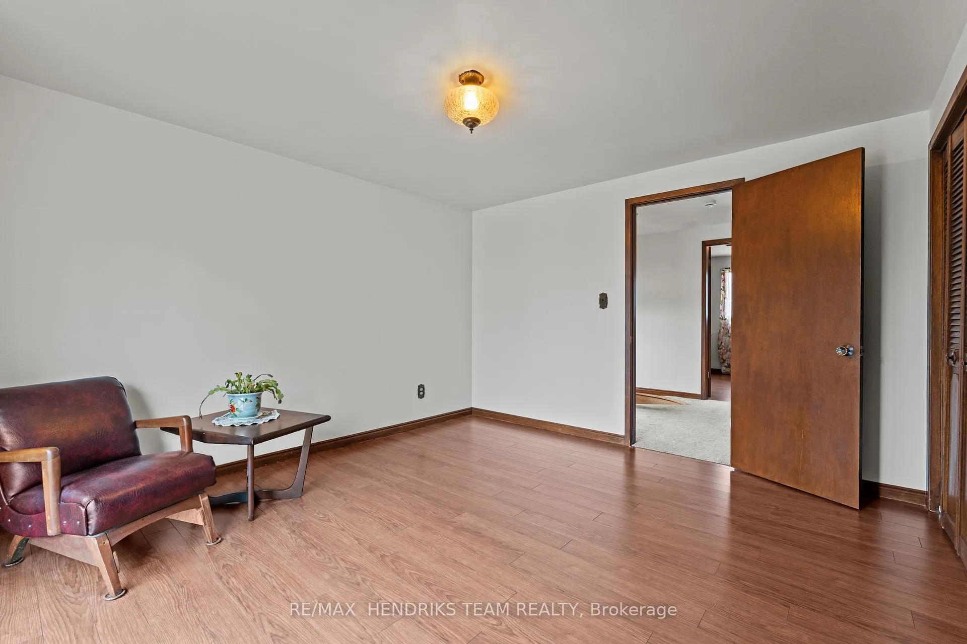 Photo 25 of 4 Ross Street, St. Catharines, Vine/Linwell — HOMEH