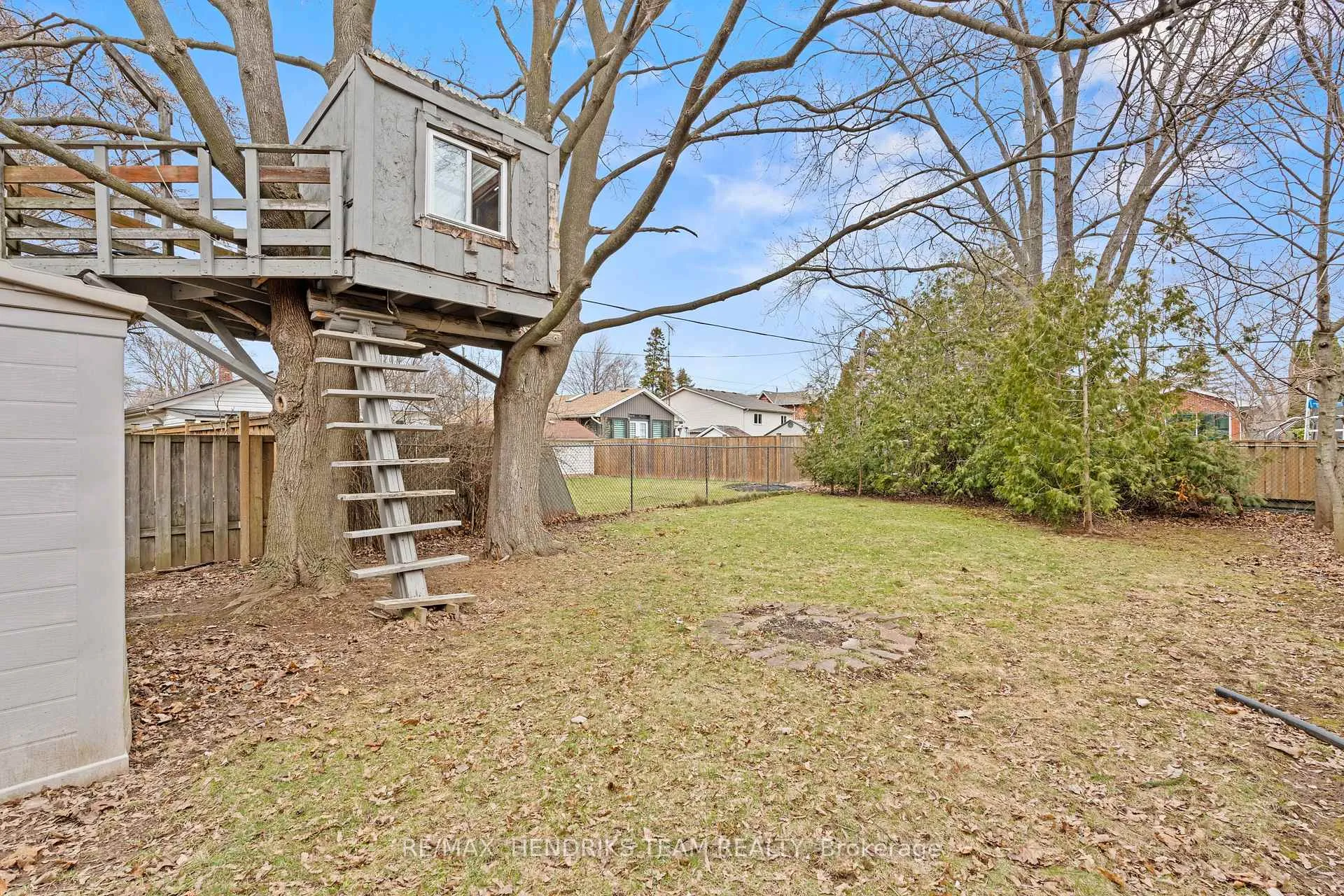 Photo 41 of 4 Ross Street, St. Catharines, Vine/Linwell — HOMEH