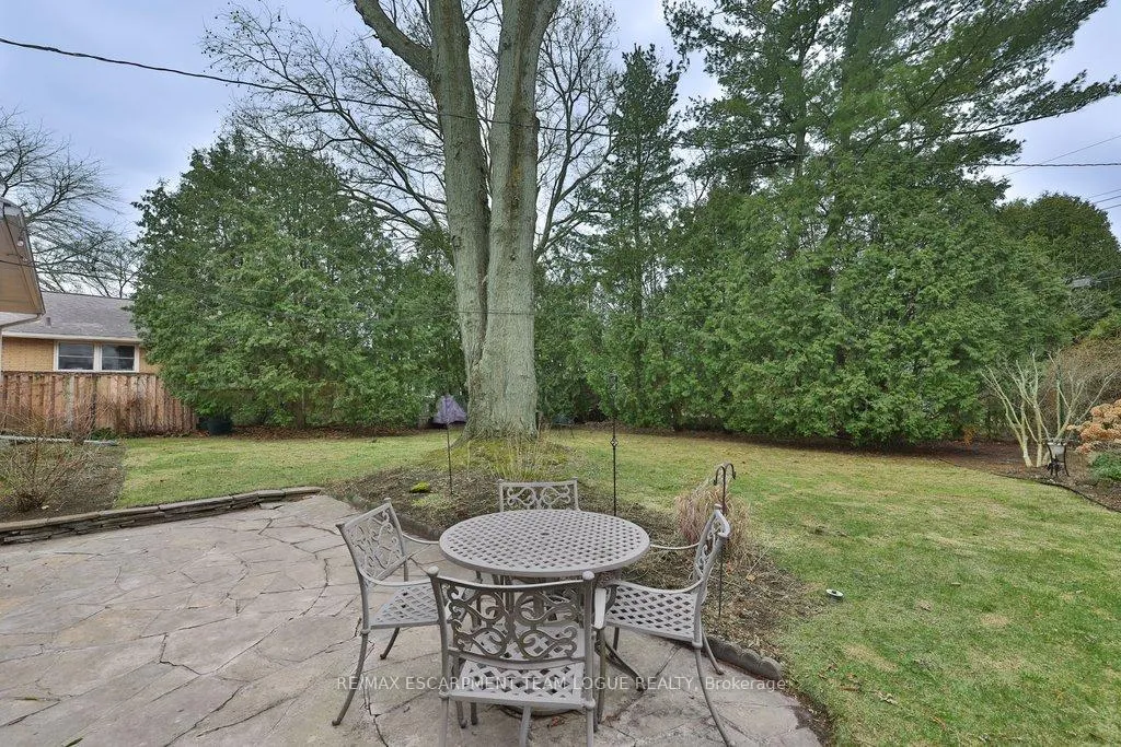 Photo 46 of 377 Arden Crescent, Burlington, Shoreacres — HOMEH