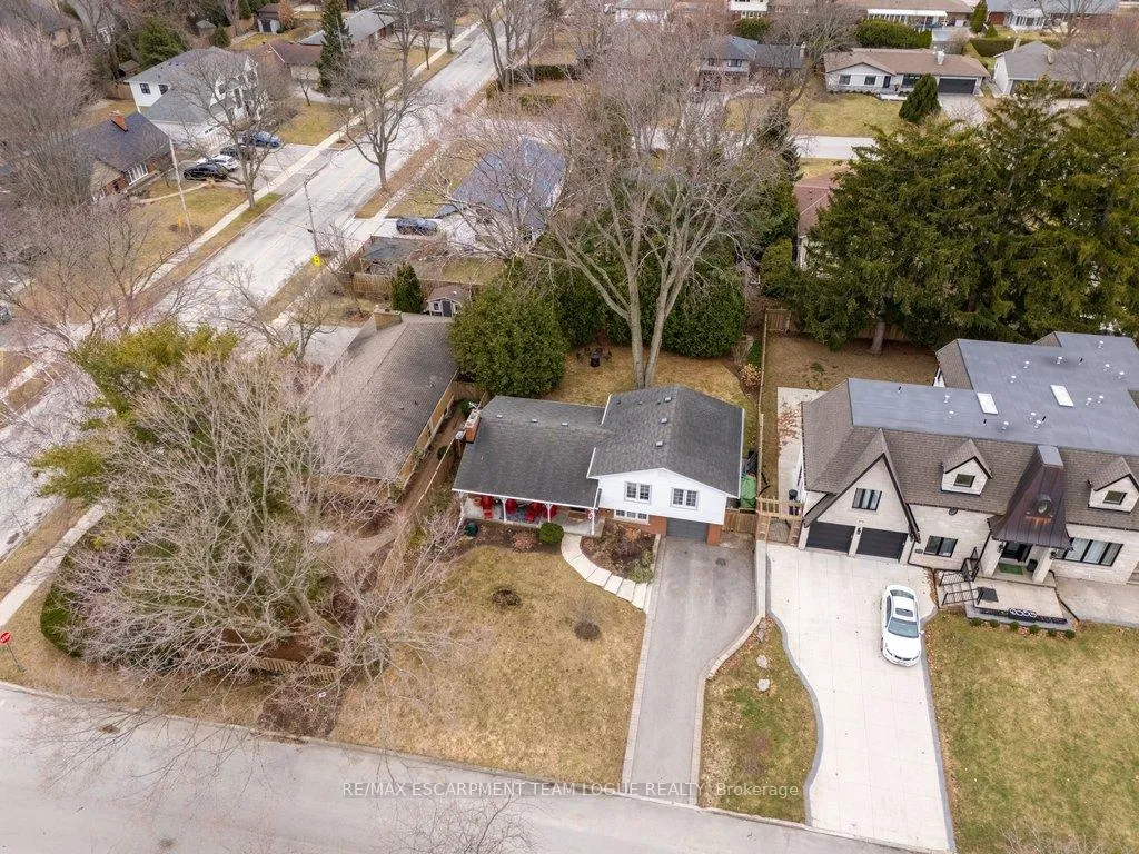 Photo 48 of 377 Arden Crescent, Burlington, Shoreacres — HOMEH