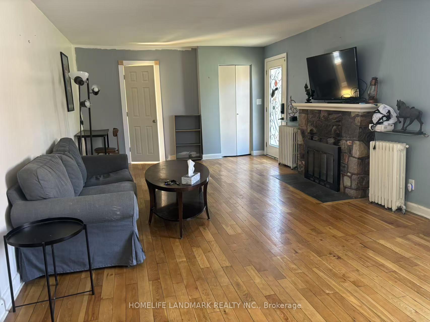 Photo 3 of Unit Unit 1, 34 Dunlop Street, Kingston, Central City East — HOMEH
