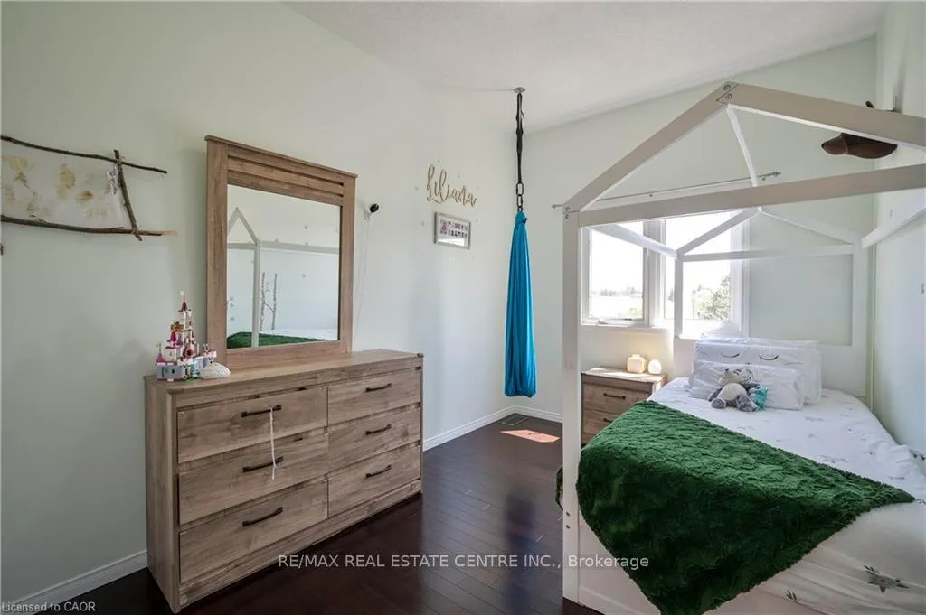 Photo 7 of Unit D26, 85 Bankside Drive, Kitchener — HOMEH
