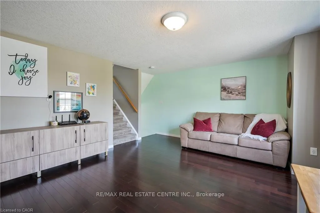 Photo 9 of Unit D26, 85 Bankside Drive, Kitchener — HOMEH