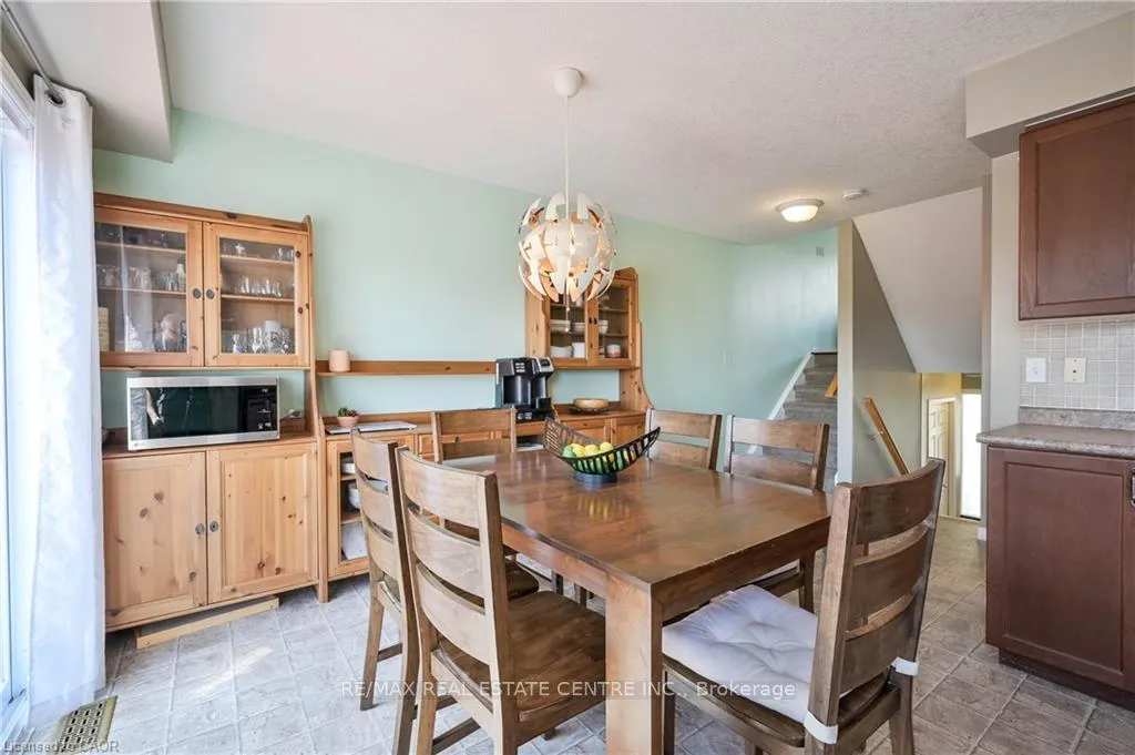 Photo 14 of Unit D26, 85 Bankside Drive, Kitchener — HOMEH