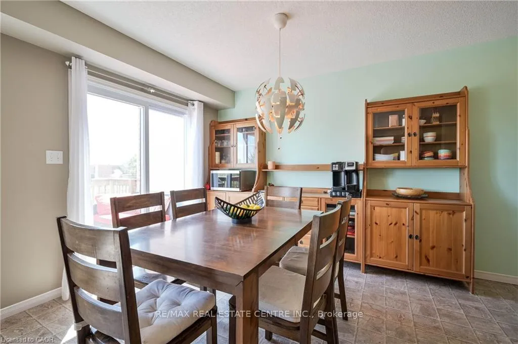 Photo 15 of Unit D26, 85 Bankside Drive, Kitchener — HOMEH