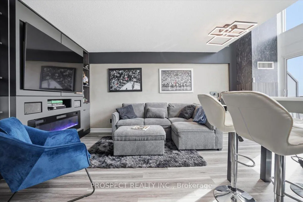 Photo 5 of 155 Legion Rd N 2309, Etobicoke, Mimico — HOMEH