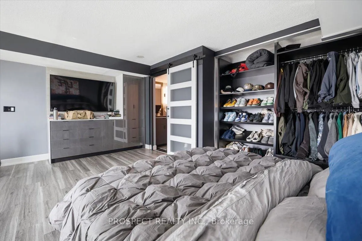 Photo 11 of 155 Legion Rd N 2309, Etobicoke, Mimico — HOMEH