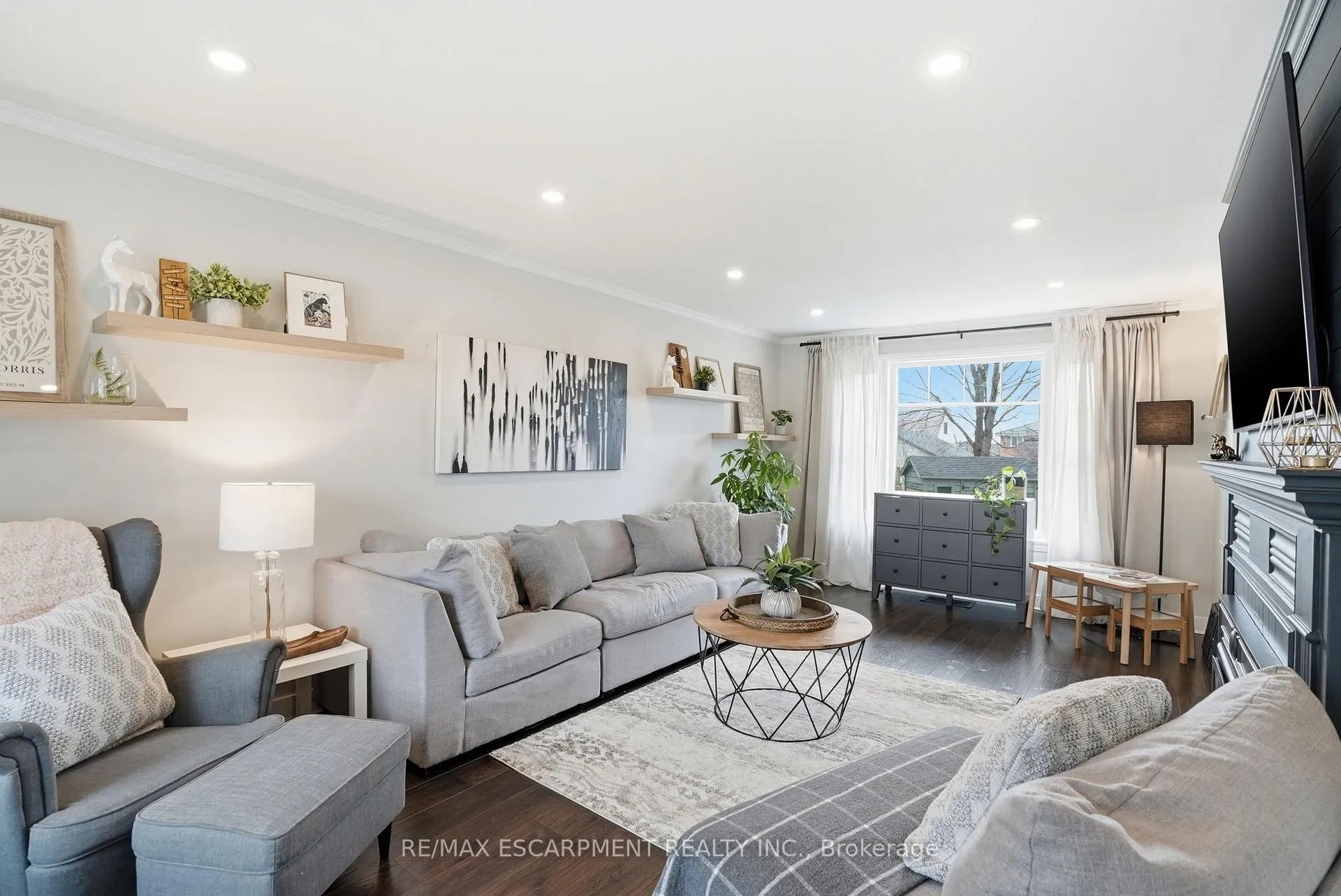 Photo 9 of 106 Laurel Street, Waterloo — HOMEH