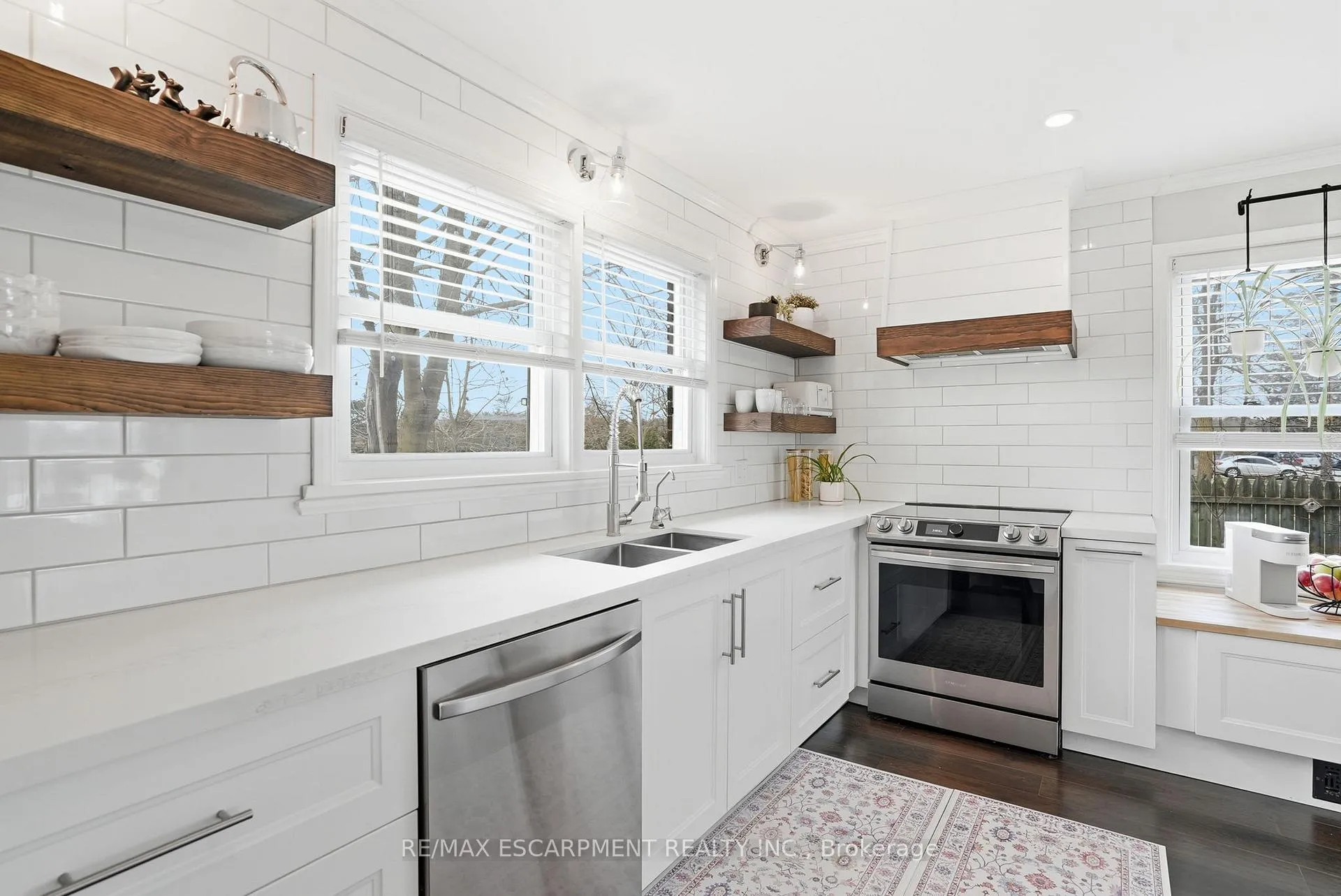 Photo 13 of 106 Laurel Street, Waterloo — HOMEH