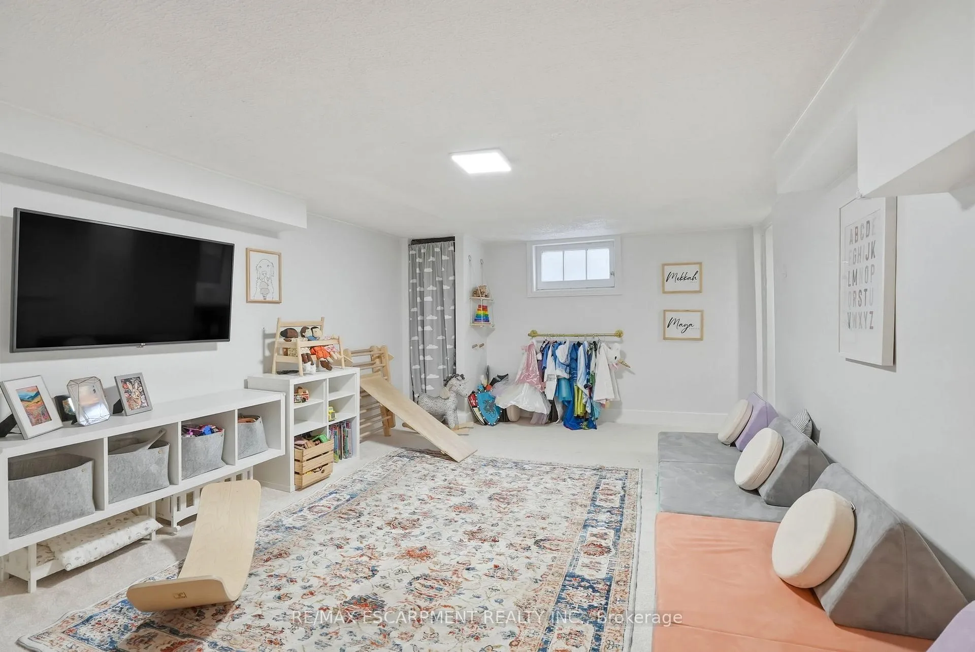 Photo 33 of 106 Laurel Street, Waterloo — HOMEH