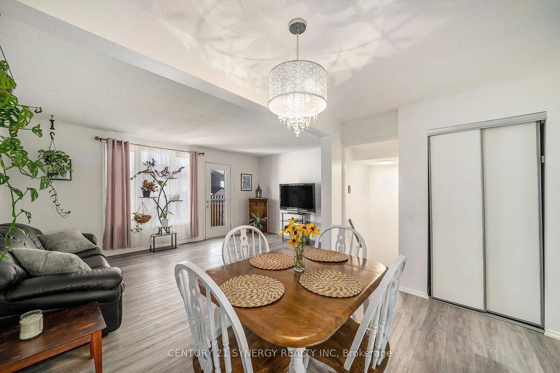 Photo 9 of Unit 46, 7 Glencoe Street, Ottawa, Arlington Woods — HOMEH