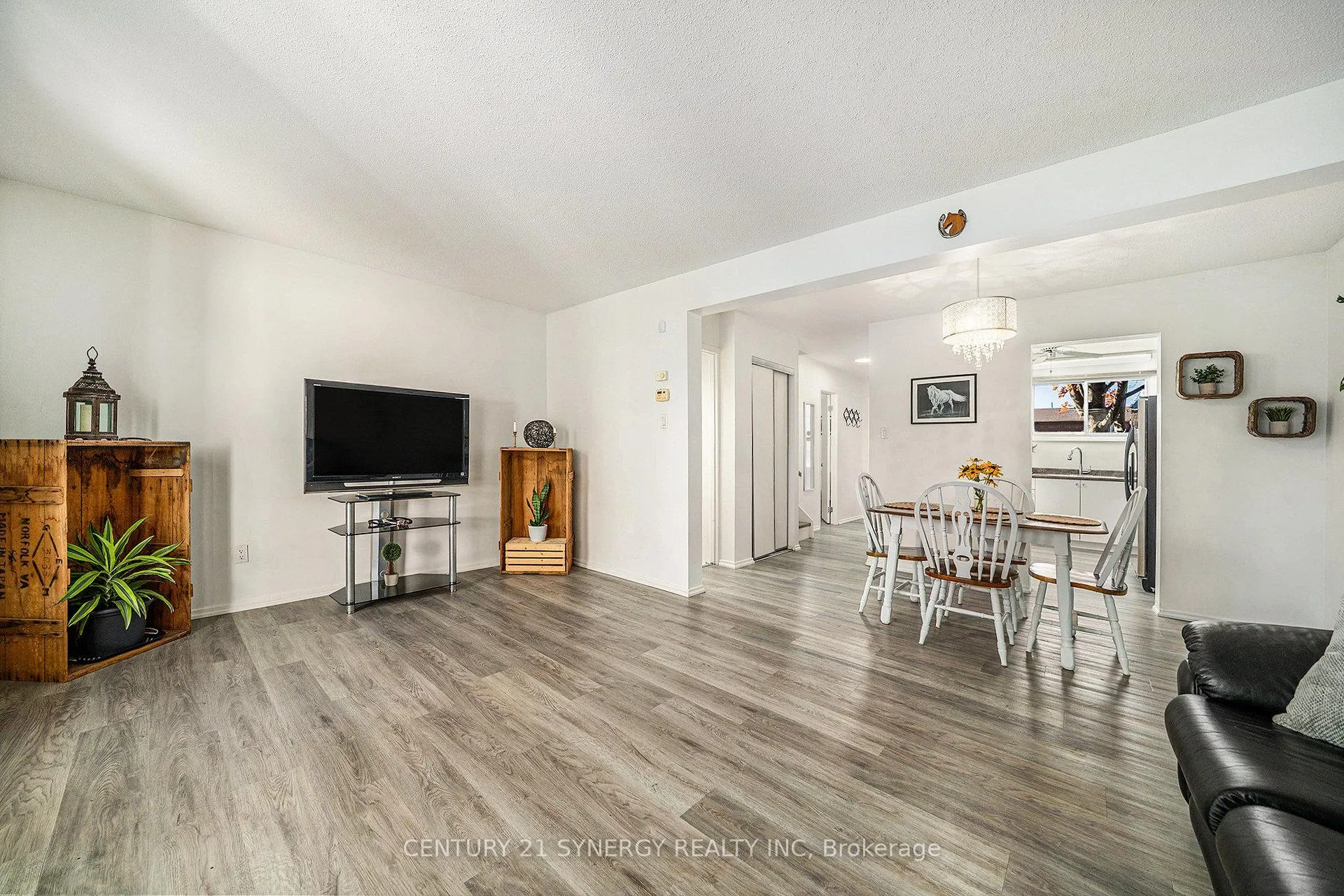 Photo 11 of Unit 46, 7 Glencoe Street, Ottawa, Arlington Woods — HOMEH