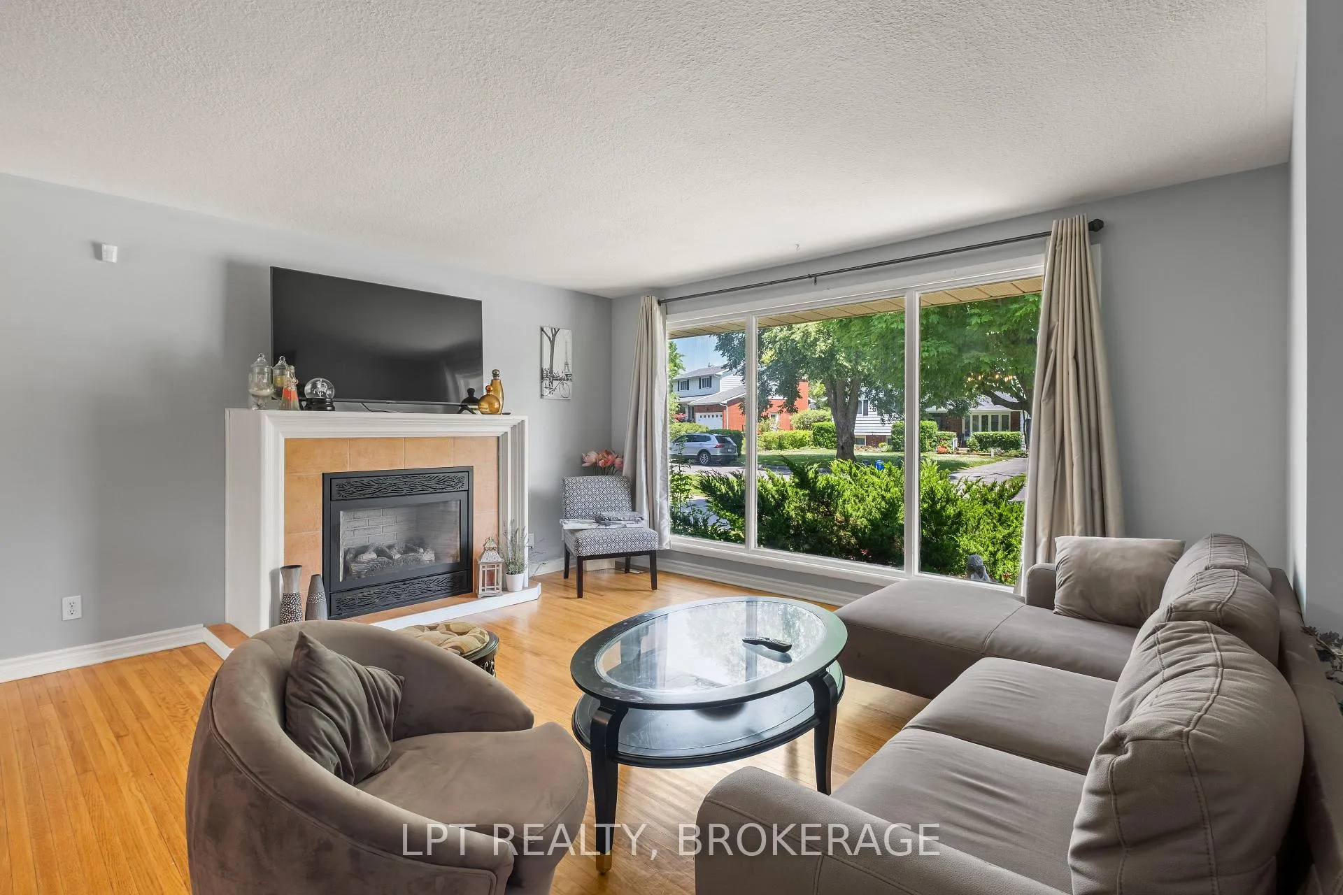 Photo 3 of 14 Herchmer Crescent, Kingston, Central City West — HOMEH