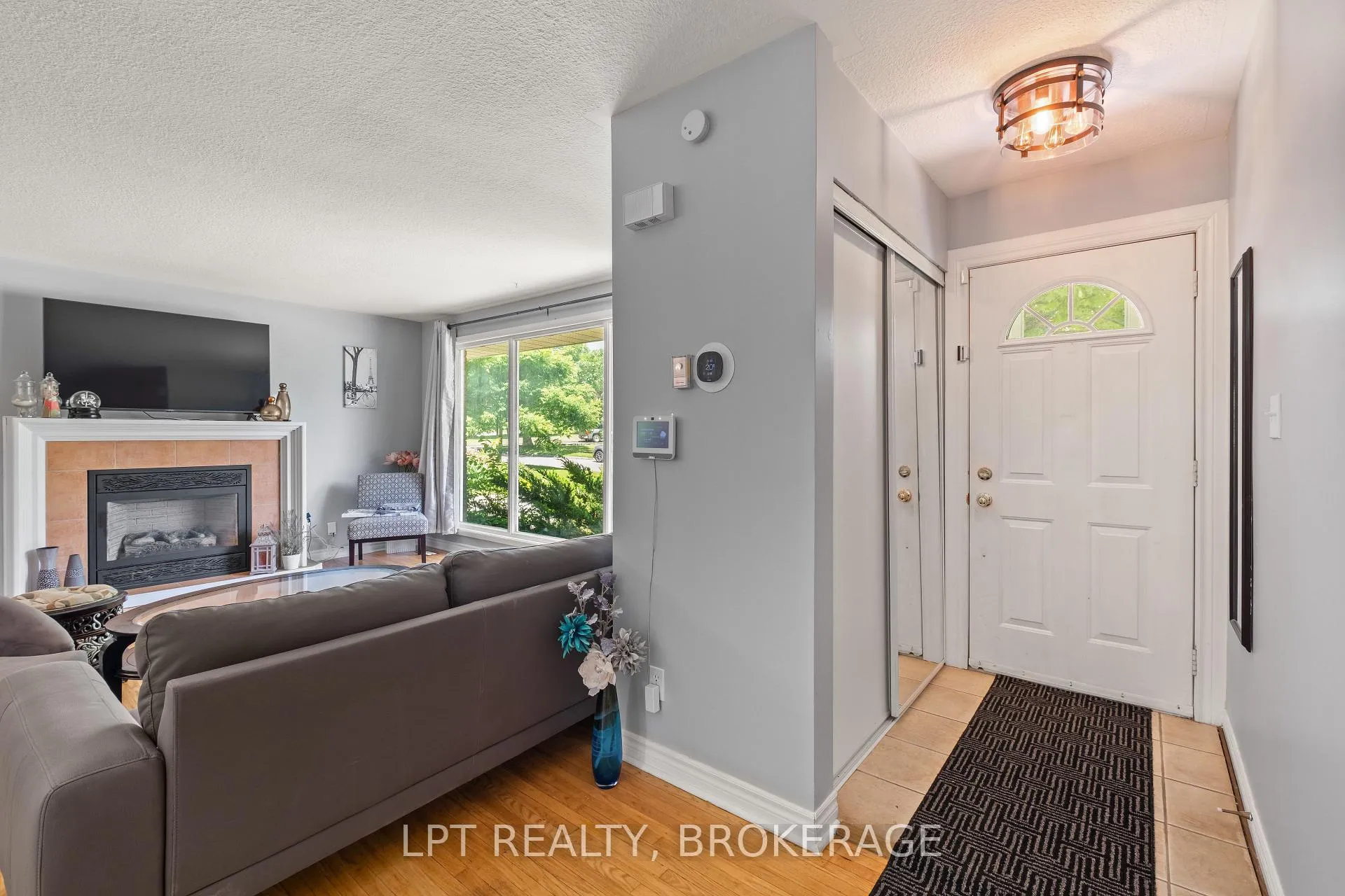 Photo 4 of 14 Herchmer Crescent, Kingston, Central City West — HOMEH