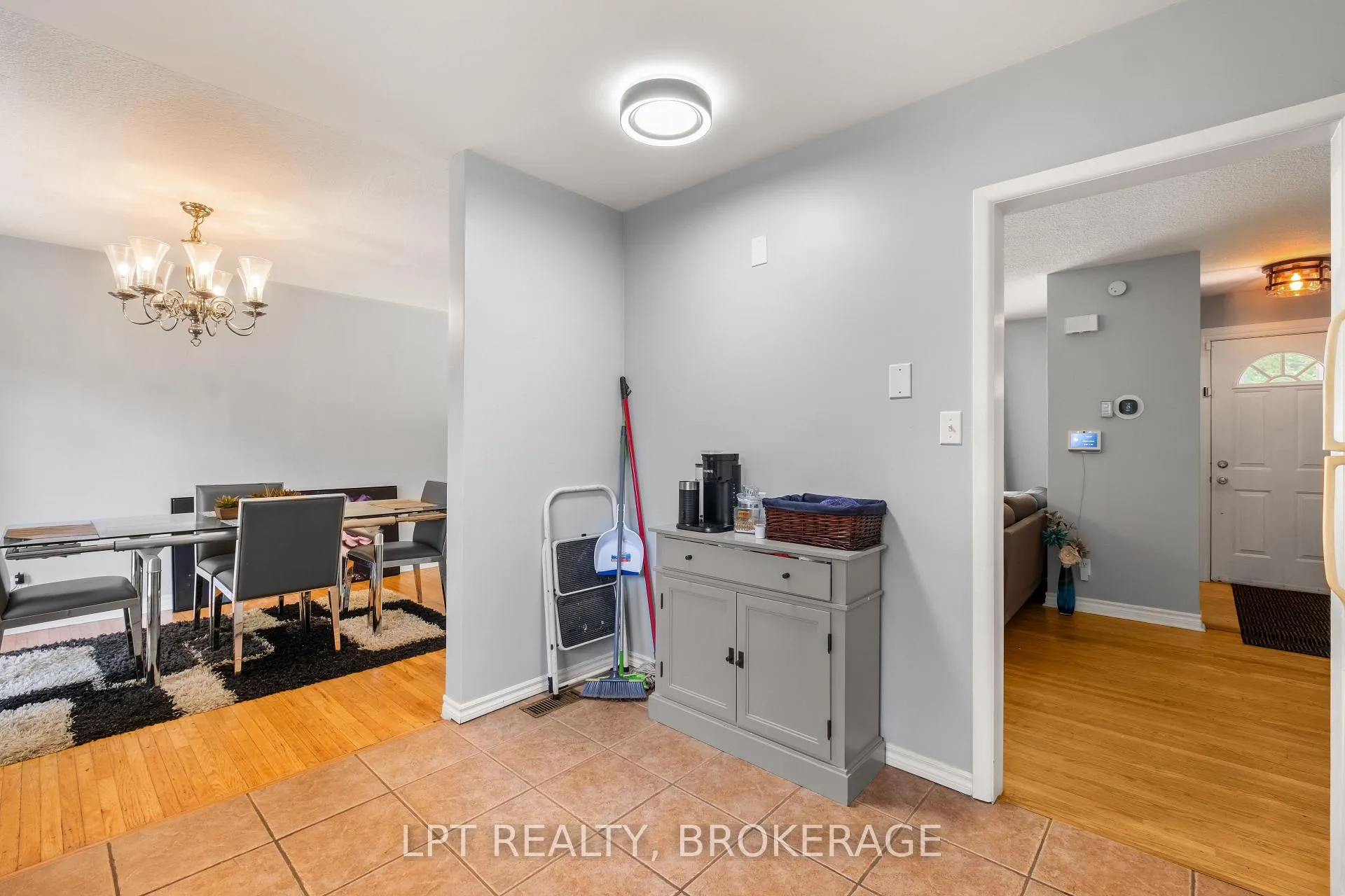 Photo 10 of 14 Herchmer Crescent, Kingston, Central City West — HOMEH