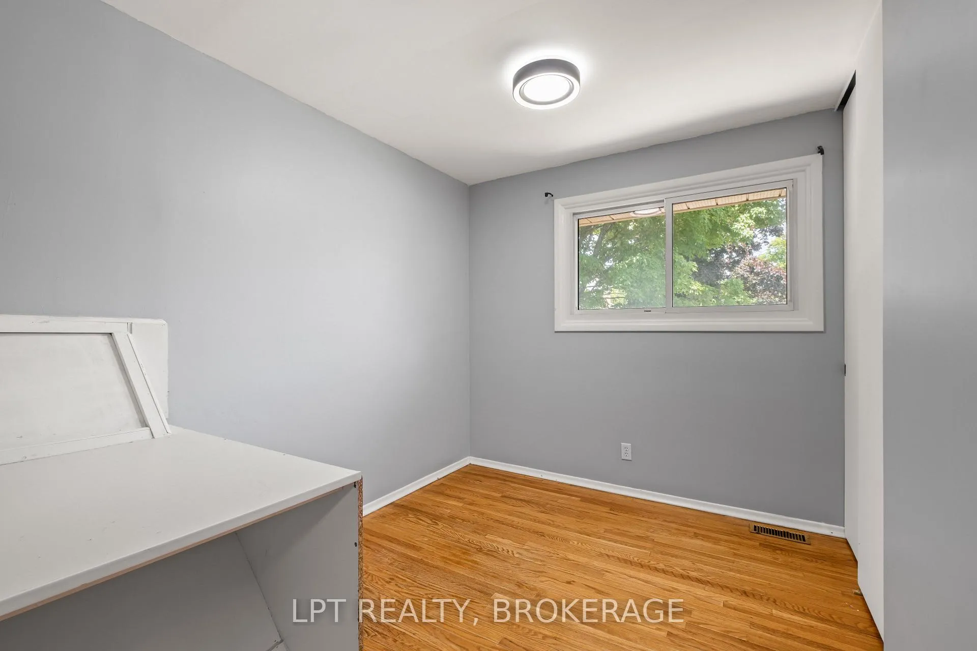 Photo 17 of 14 Herchmer Crescent, Kingston, Central City West — HOMEH