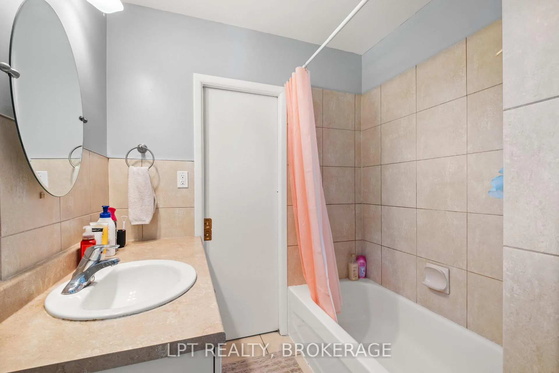 Photo 22 of 14 Herchmer Crescent, Kingston, Central City West — HOMEH