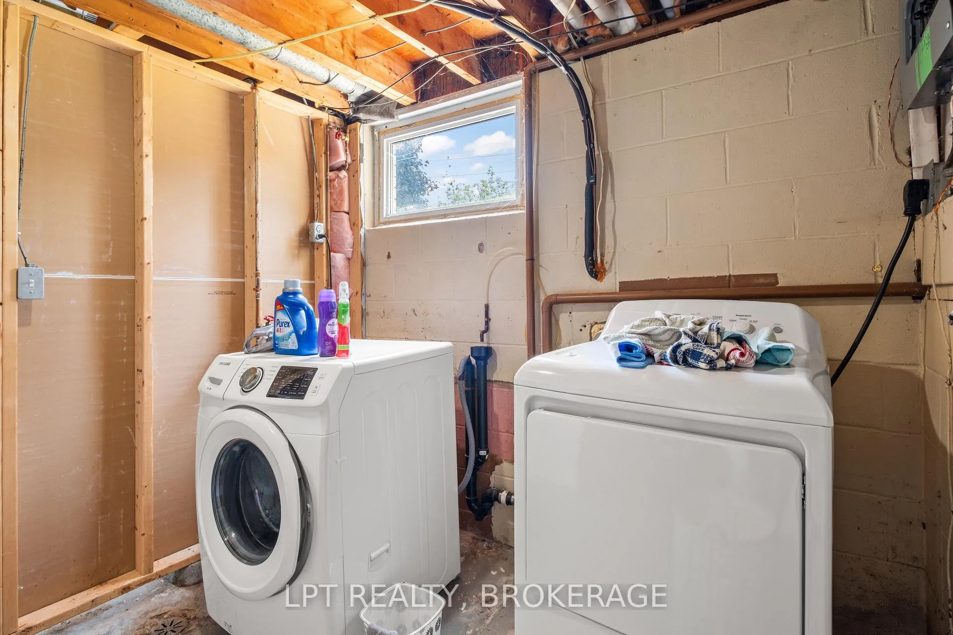 Photo 26 of 14 Herchmer Crescent, Kingston, Central City West — HOMEH