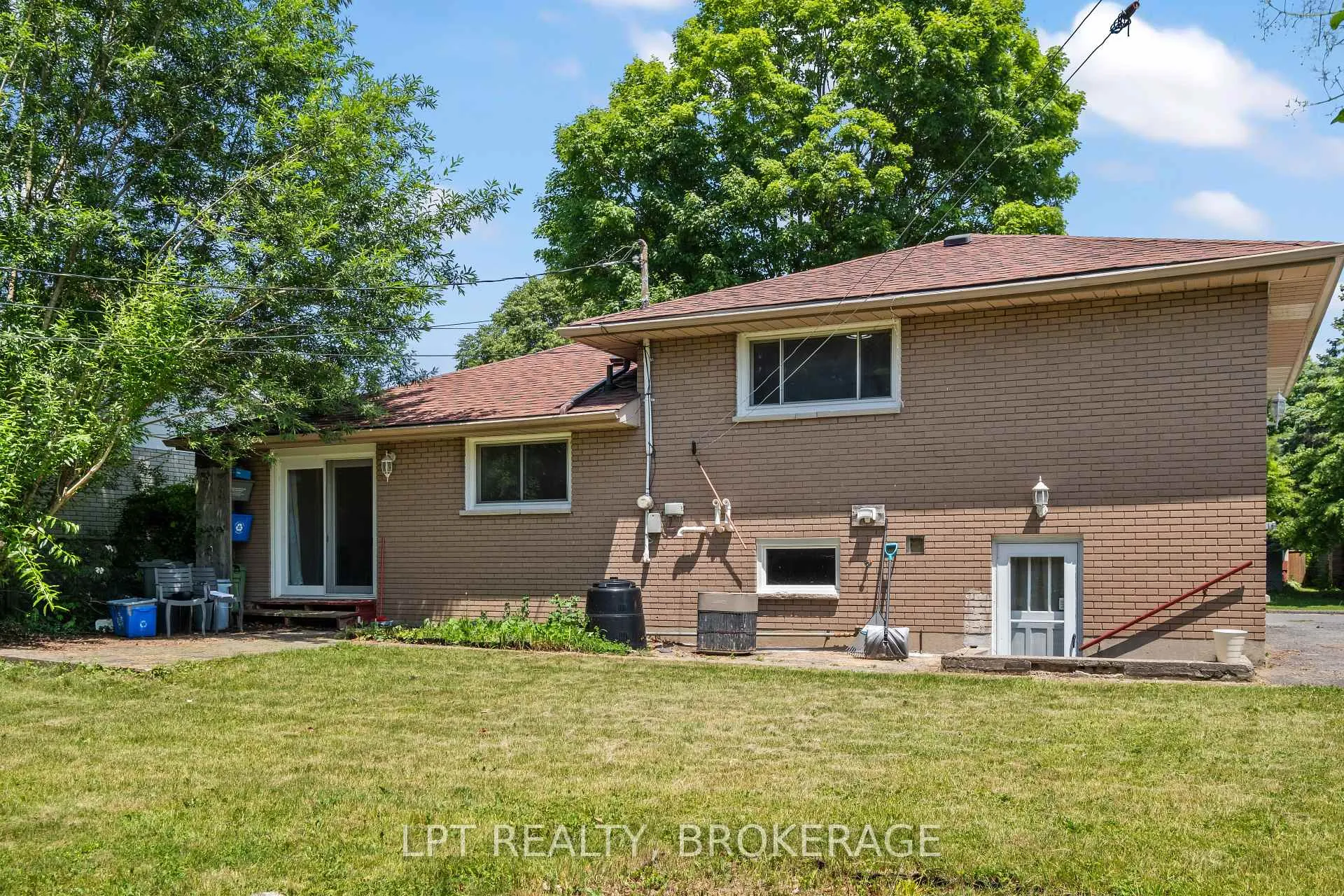 Photo 33 of 14 Herchmer Crescent, Kingston, Central City West — HOMEH