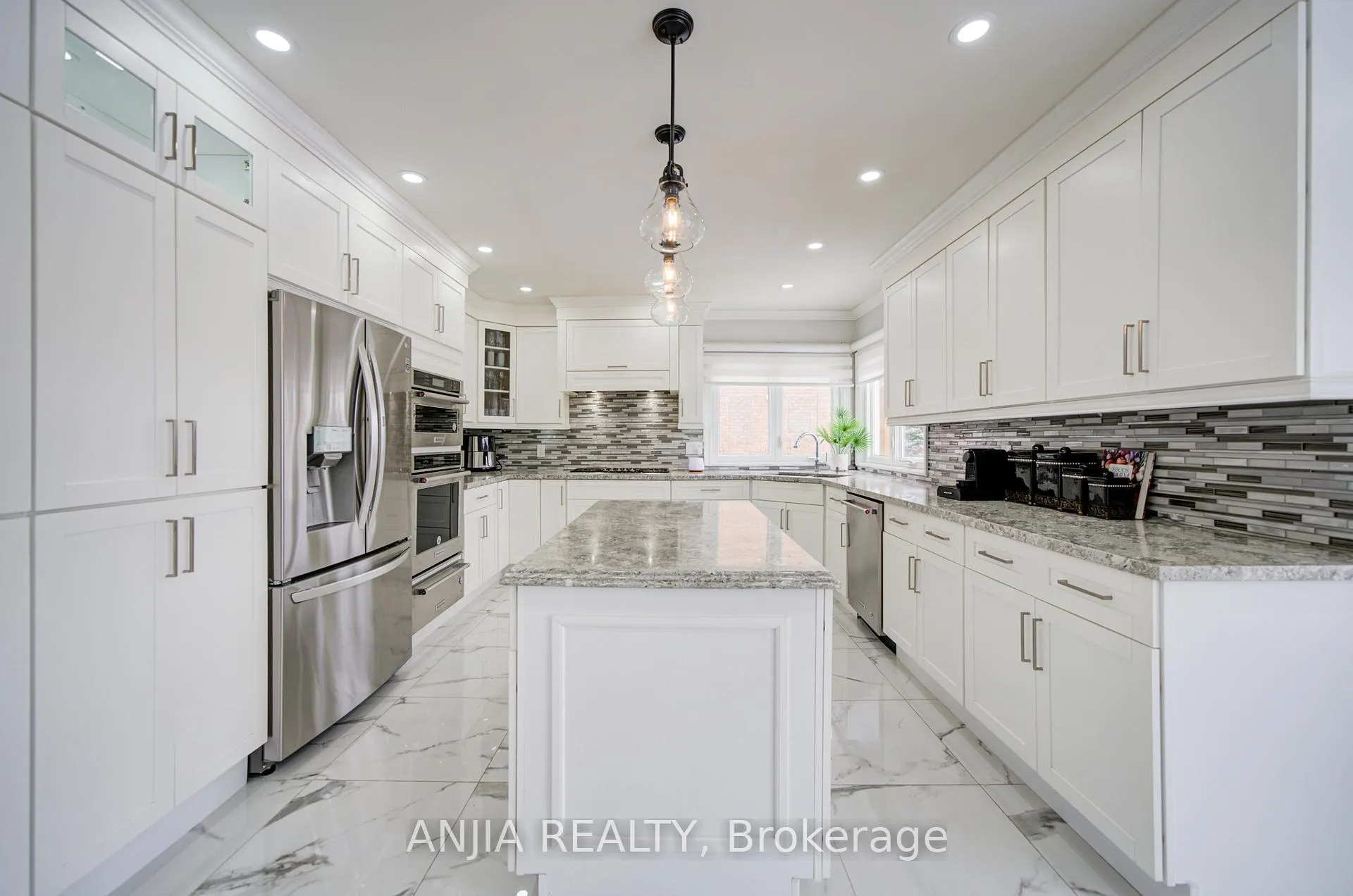 Photo 14 of 145 Beckenridge Drive, Markham, Milliken Mills East — HOMEH