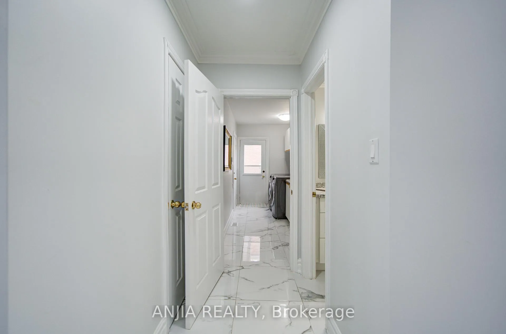 Photo 15 of 145 Beckenridge Drive, Markham, Milliken Mills East — HOMEH