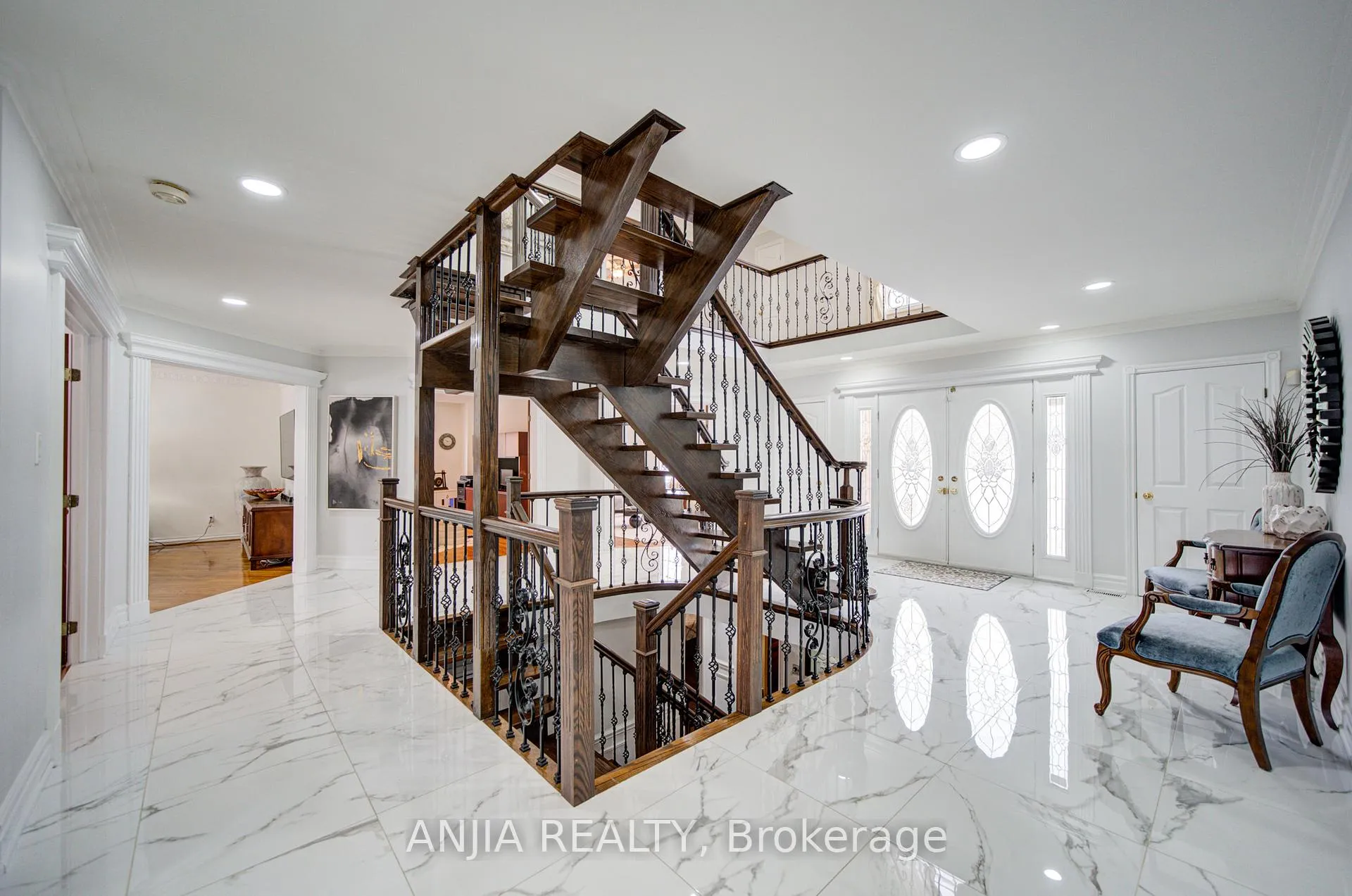 Photo 16 of 145 Beckenridge Drive, Markham, Milliken Mills East — HOMEH