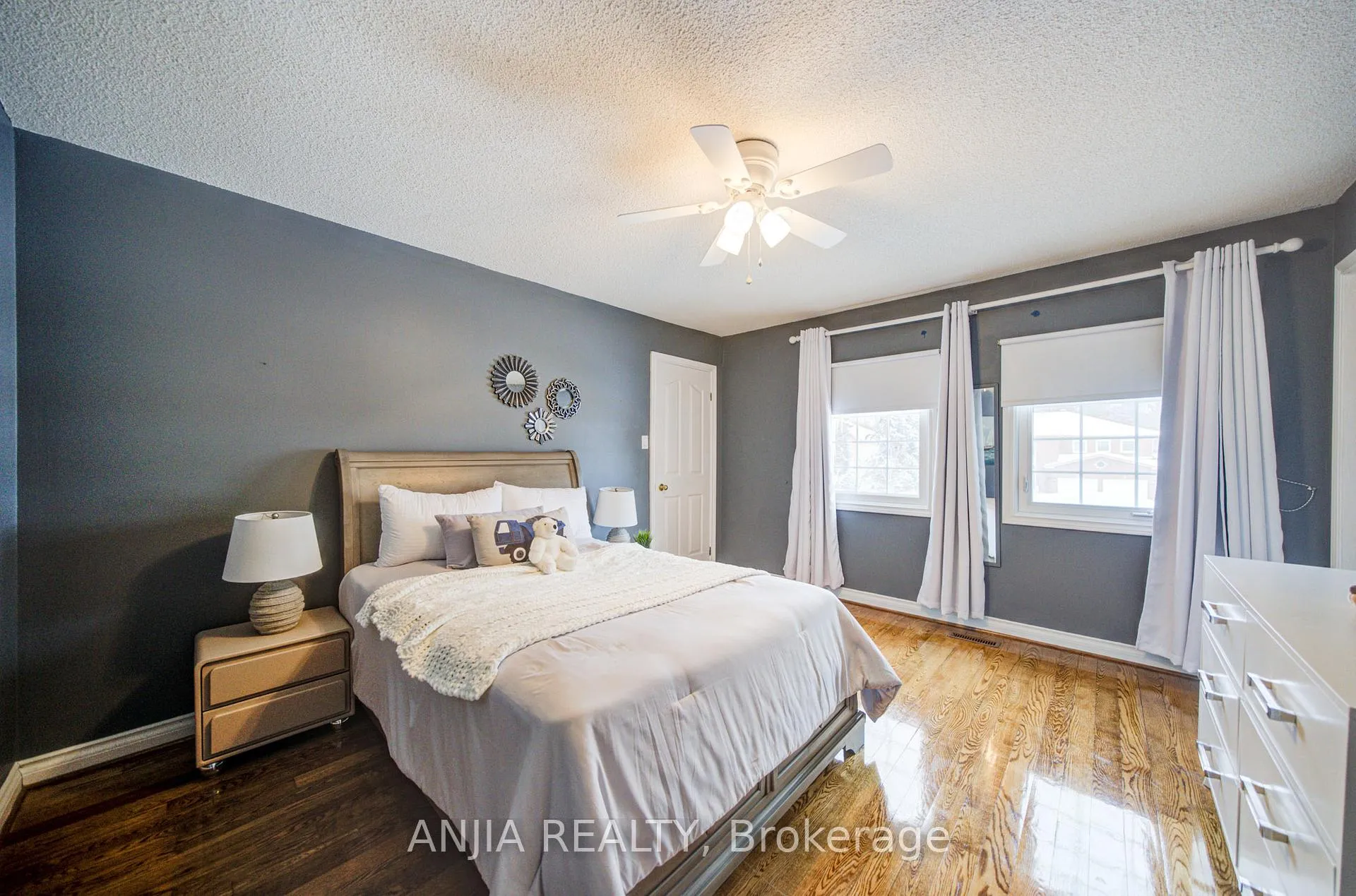 Photo 25 of 145 Beckenridge Drive, Markham, Milliken Mills East — HOMEH