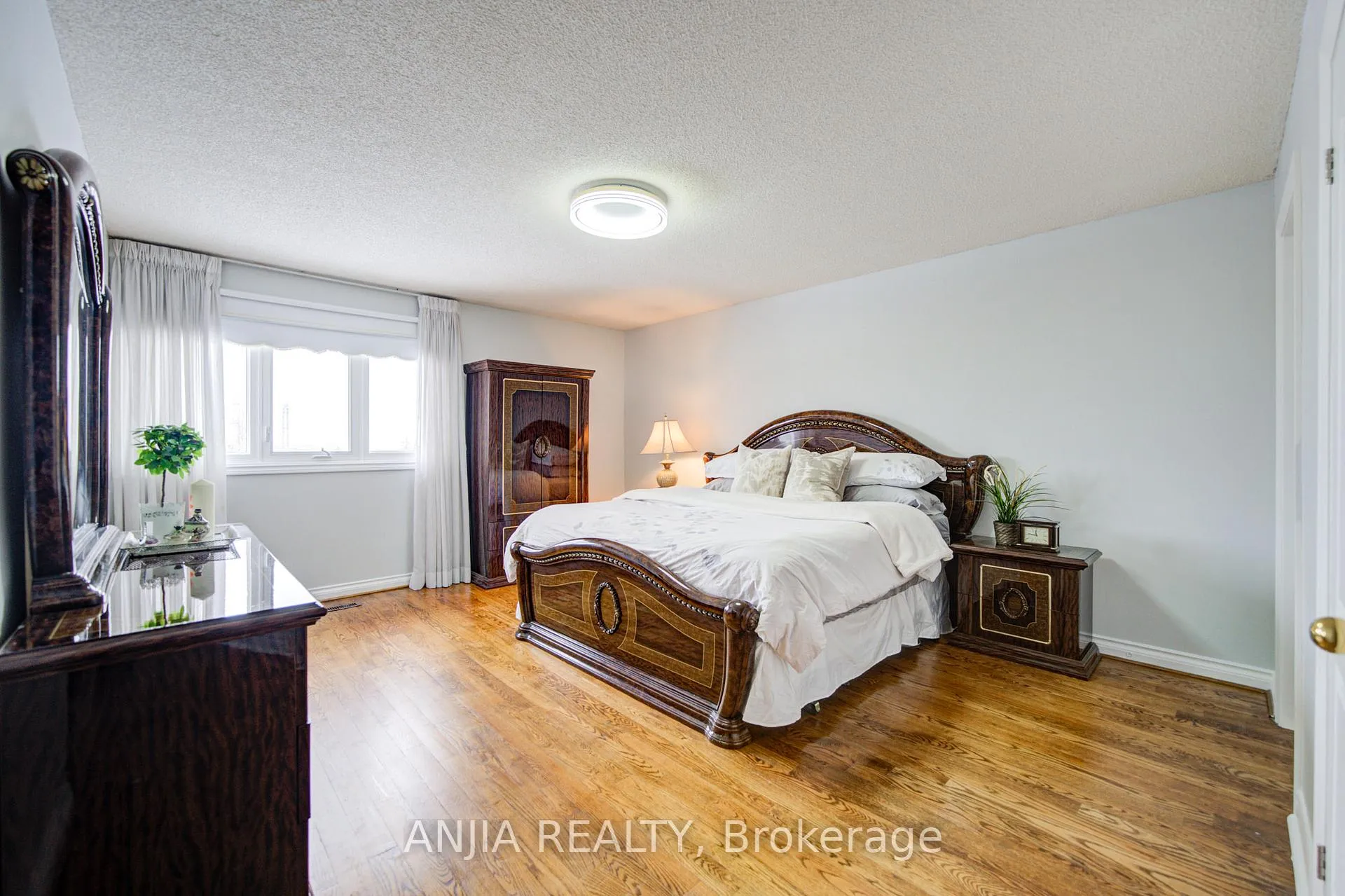 Photo 28 of 145 Beckenridge Drive, Markham, Milliken Mills East — HOMEH
