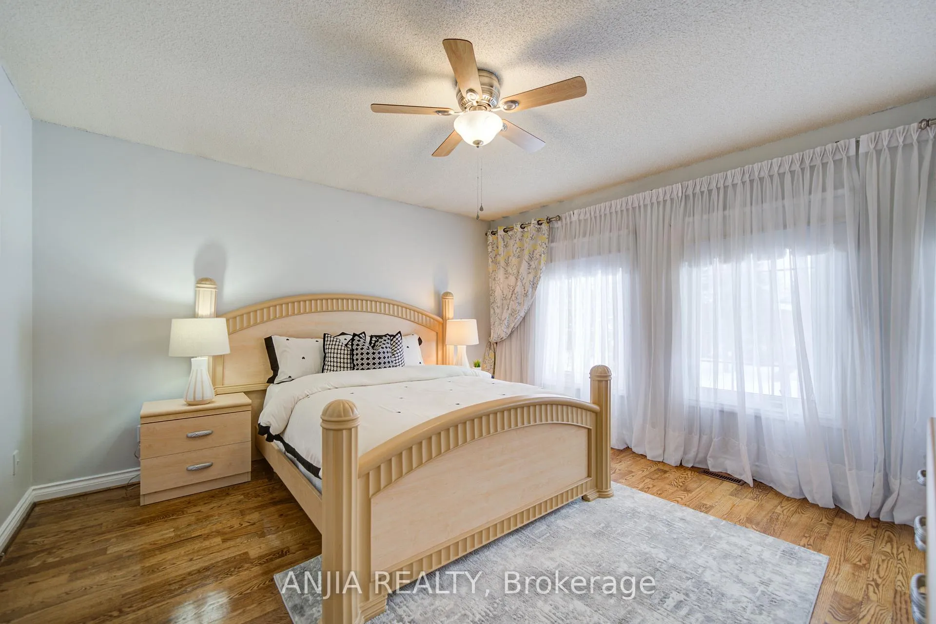 Photo 31 of 145 Beckenridge Drive, Markham, Milliken Mills East — HOMEH