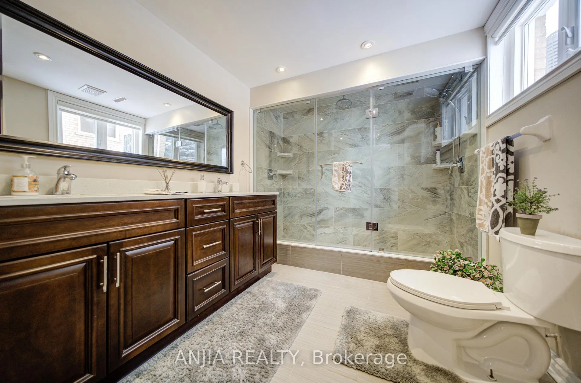 Photo 39 of 145 Beckenridge Drive, Markham, Milliken Mills East — HOMEH
