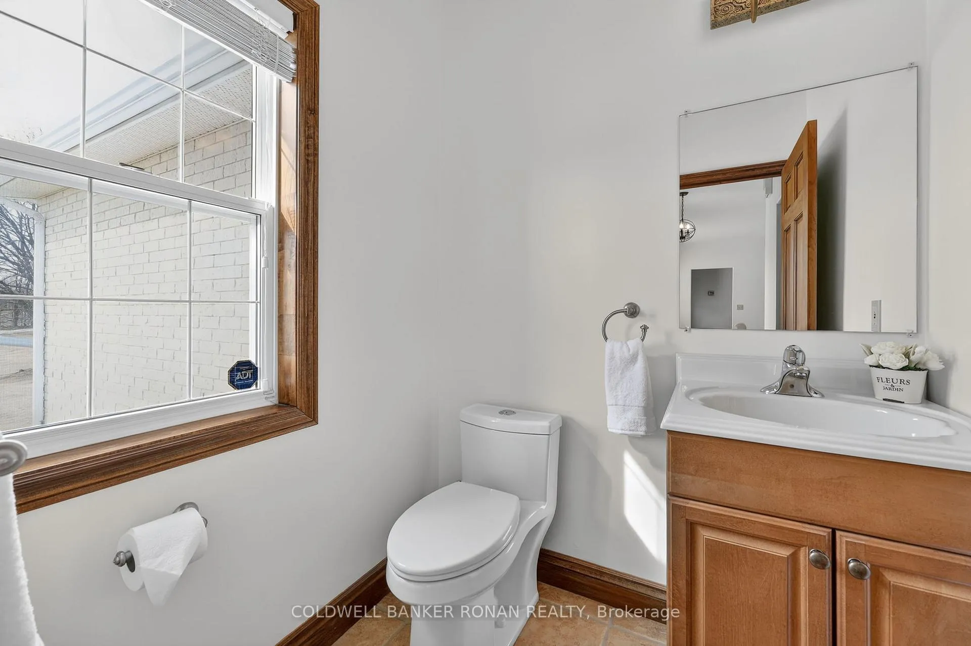 Photo 16 of 6595 3rd Line, Essa, Rural Essa — HOMEH
