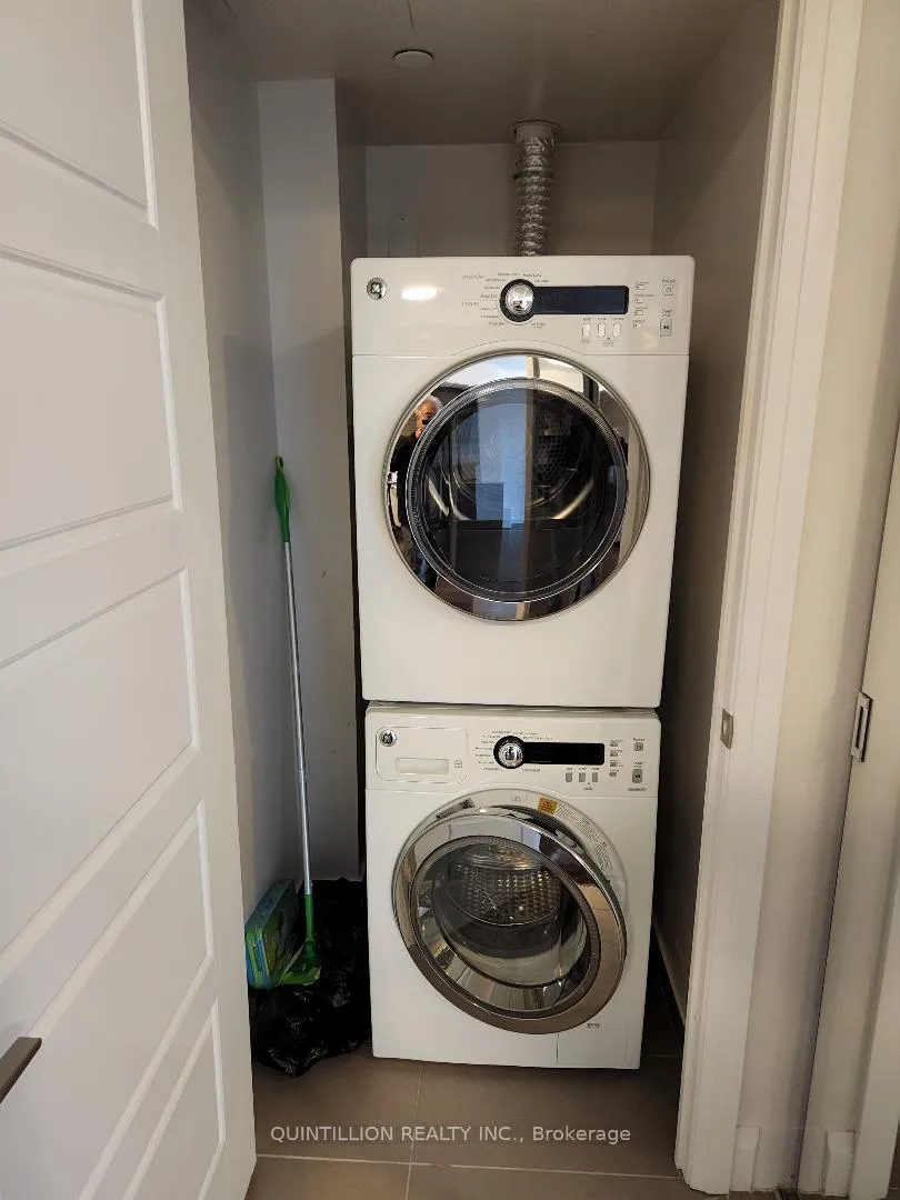 Photo 10 of Unit 316, 8200 Birchmount Road, Markham, Unionville — HOMEH
