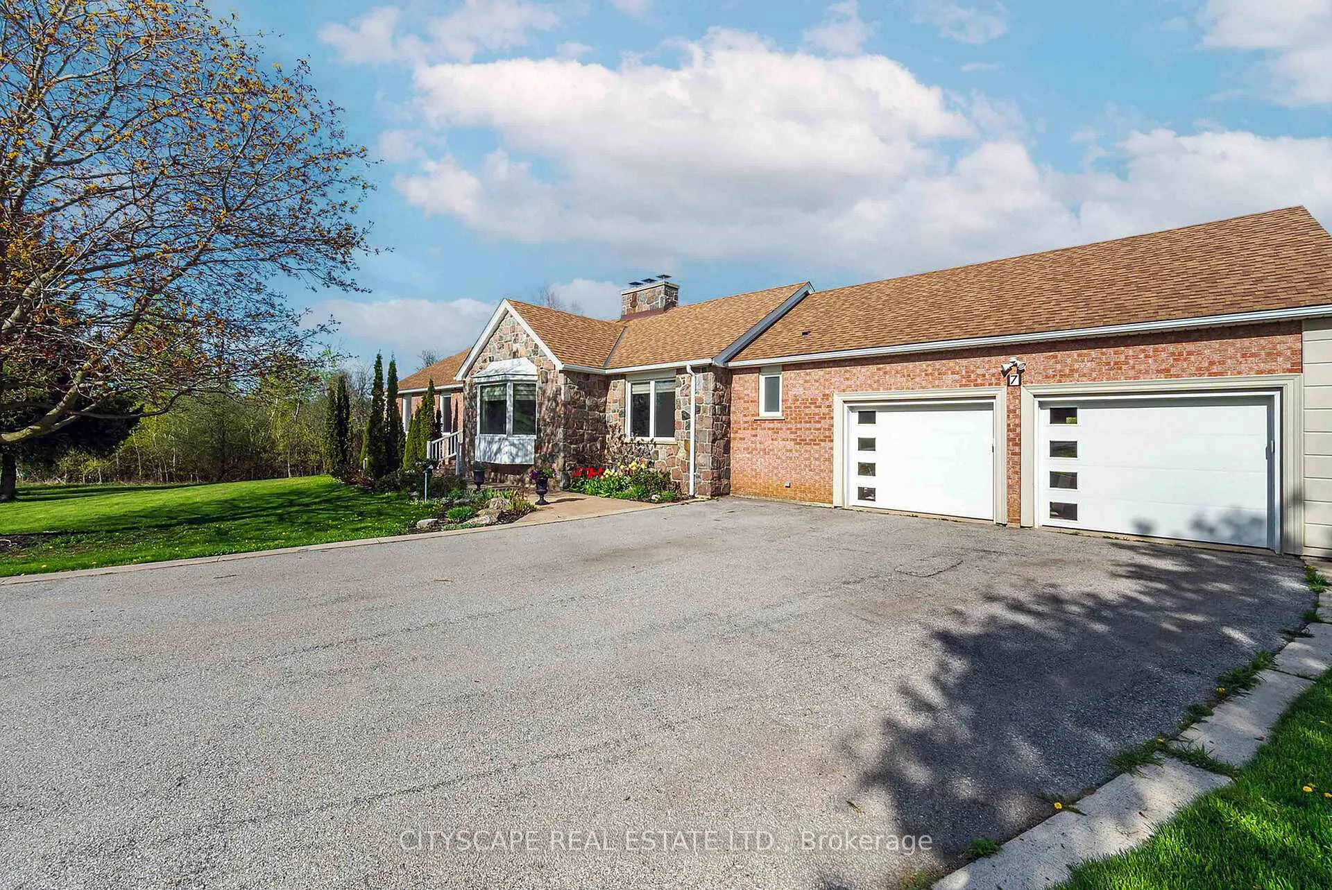 Photo 1 of 7 McConachie Crescent, Caledon, Rural Caledon — HOMEH