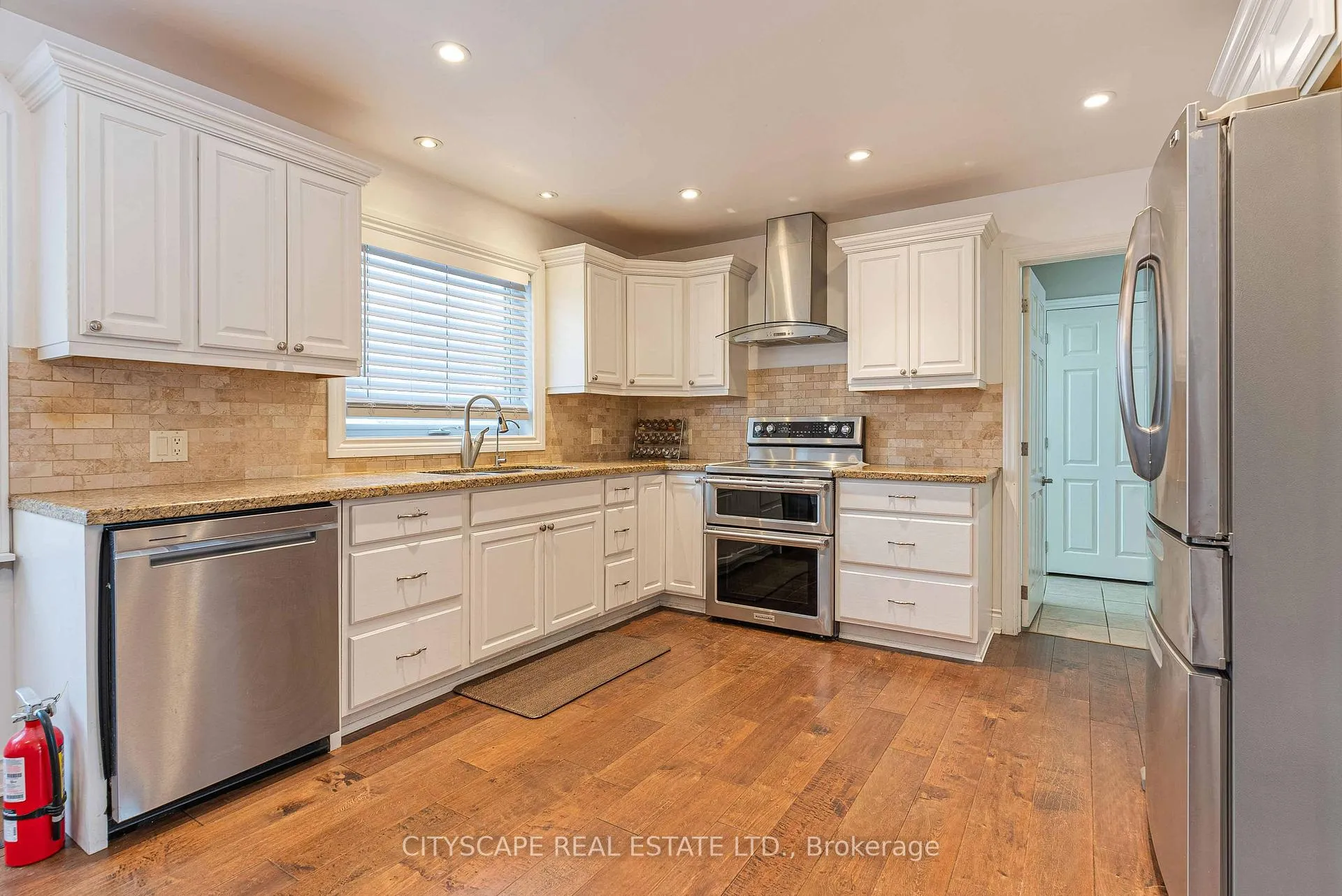Photo 13 of 7 McConachie Crescent, Caledon, Rural Caledon — HOMEH