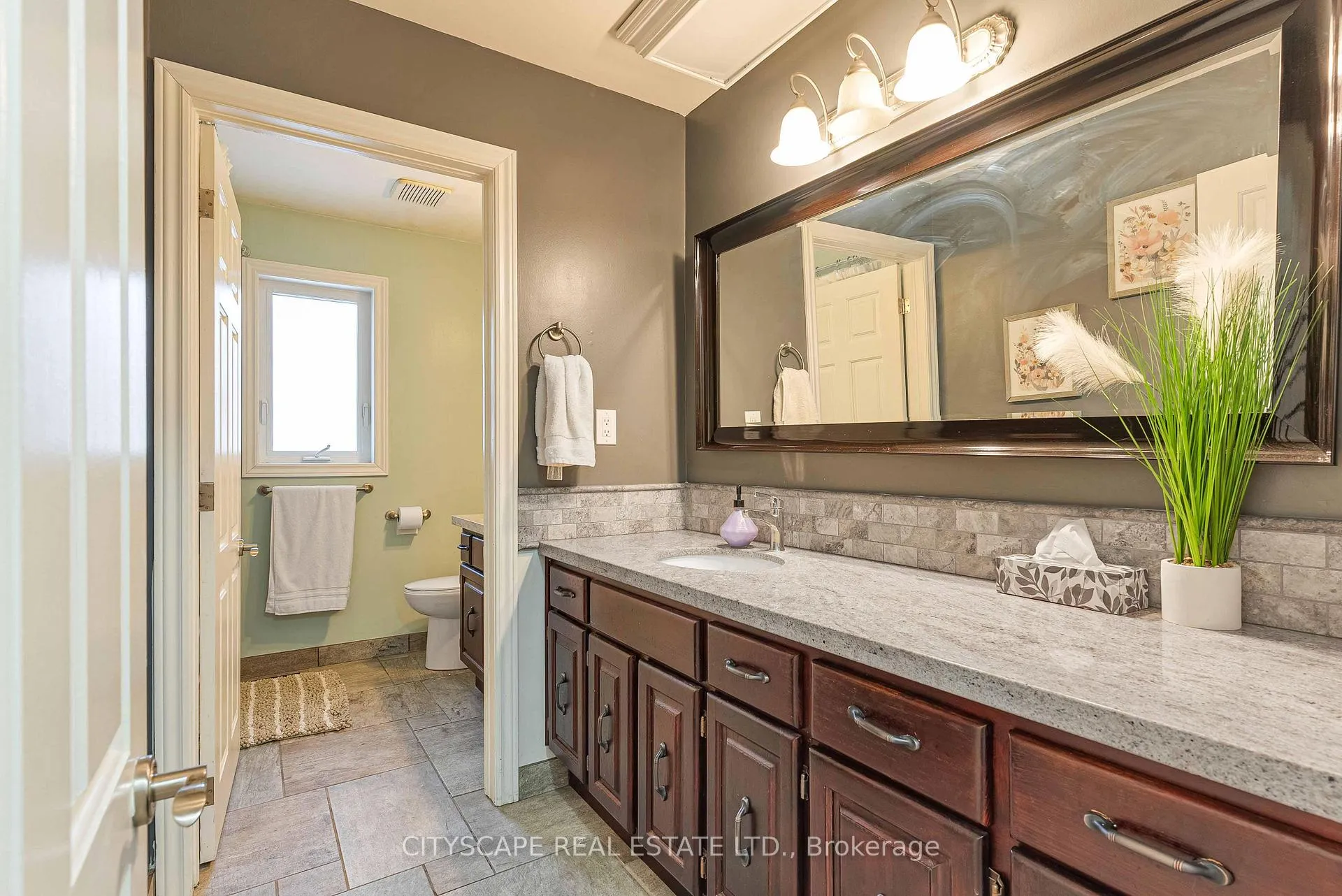 Photo 25 of 7 McConachie Crescent, Caledon, Rural Caledon — HOMEH