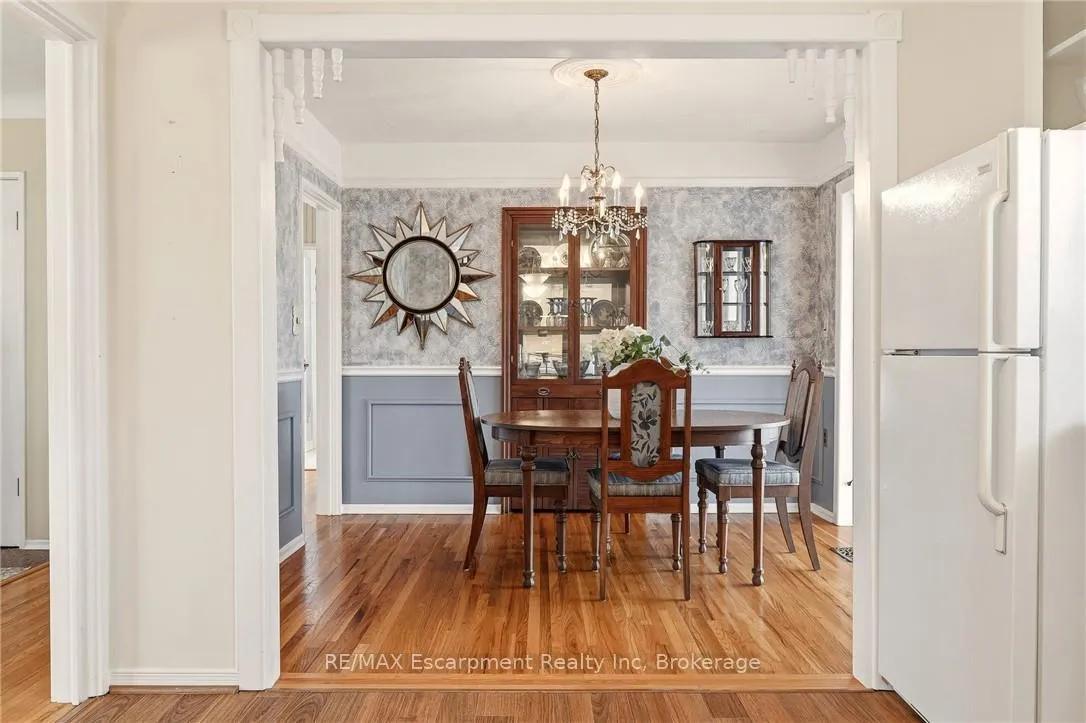 Photo 16 of 252 Hammersmith Court, Burlington, Appleby — HOMEH