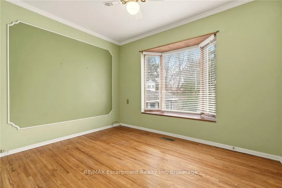 Photo 27 of 252 Hammersmith Court, Burlington, Appleby — HOMEH