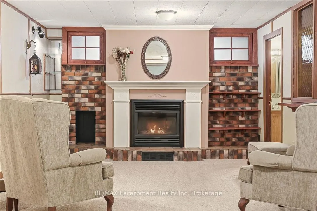 Photo 30 of 252 Hammersmith Court, Burlington, Appleby — HOMEH