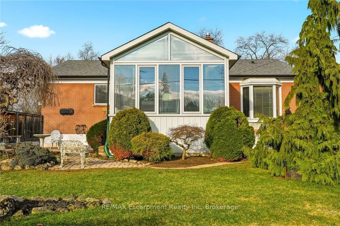 Photo 37 of 252 Hammersmith Court, Burlington, Appleby — HOMEH