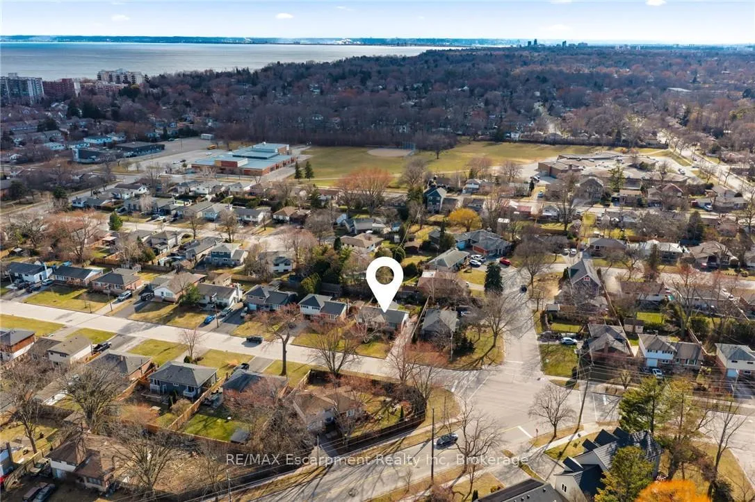 Photo 45 of 252 Hammersmith Court, Burlington, Appleby — HOMEH