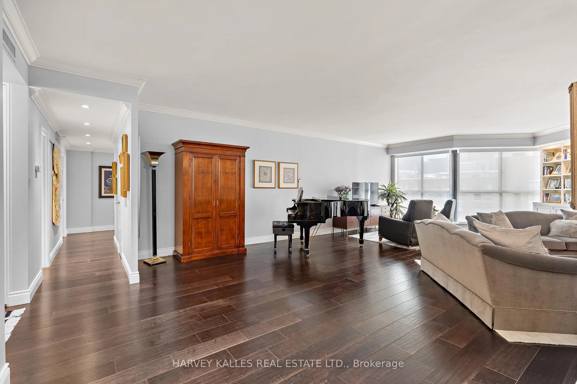 Photo 19 of Unit 818, 80 Front Street E, Toronto, Church-Yonge Corridor — HOMEH