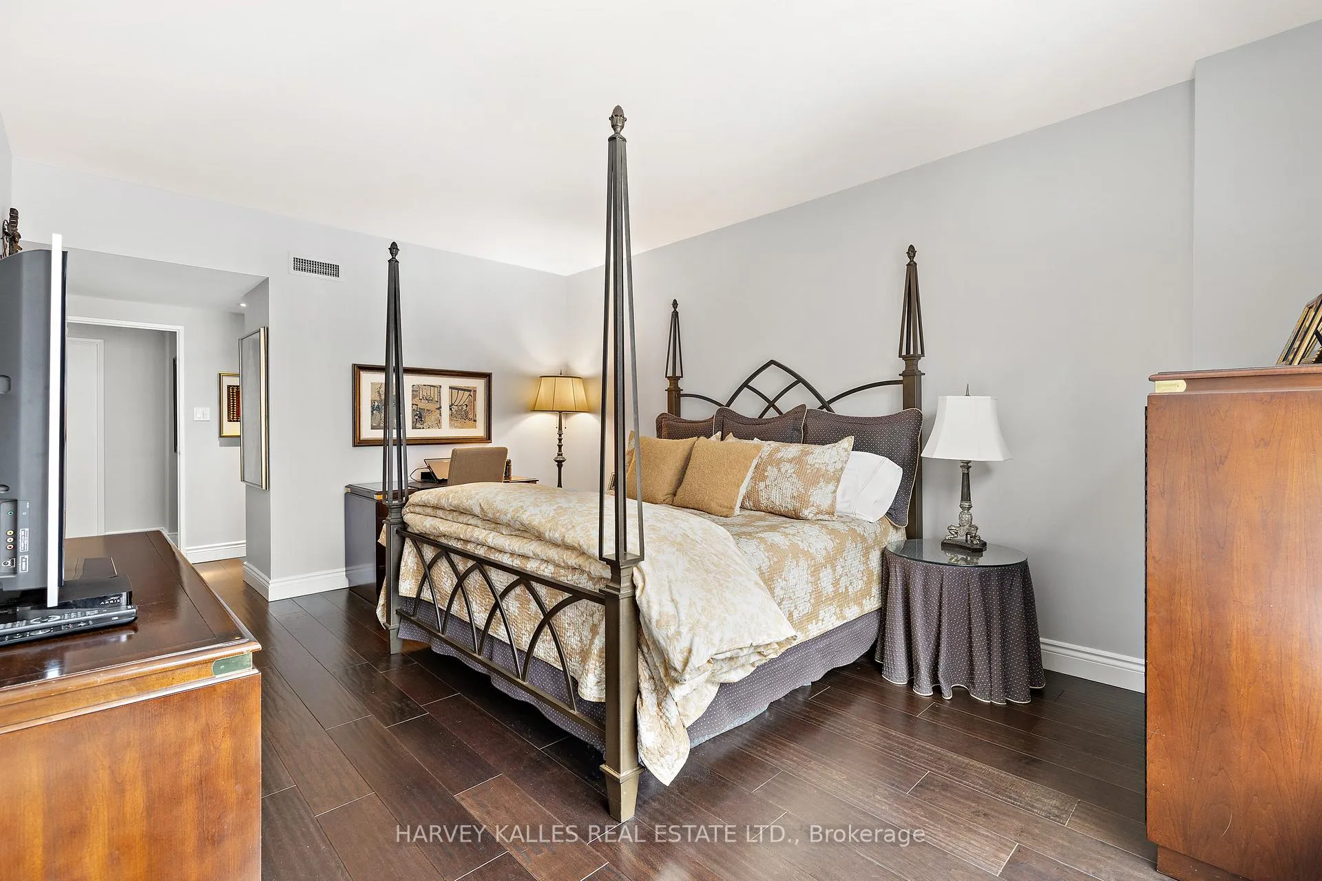 Photo 21 of Unit 818, 80 Front Street E, Toronto, Church-Yonge Corridor — HOMEH