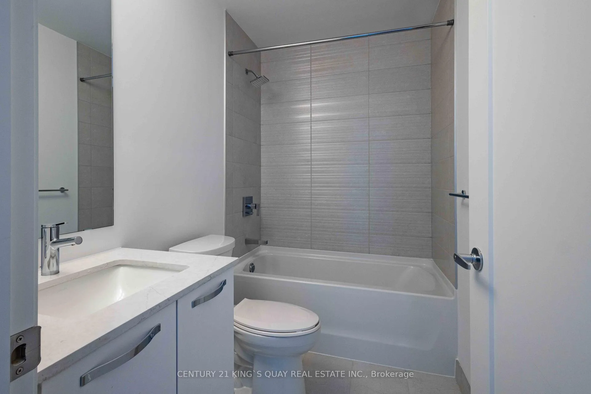 Photo 12 of Unit 2803, 75 James Street S, Hamilton, Corktown — HOMEH