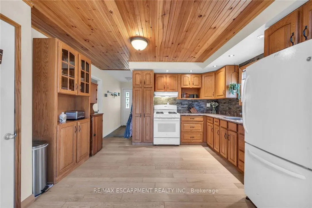 Photo 13 of 109 Mcnab Street E, Norfolk, Port Dover — HOMEH