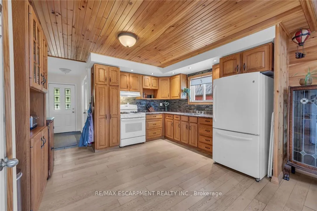Photo 14 of 109 Mcnab Street E, Norfolk, Port Dover — HOMEH
